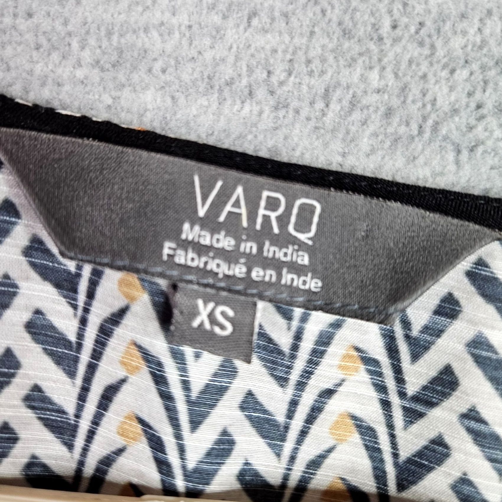 ARQ VARQ Anthropologie Daeria Women's XS Boho Embroidered Tribal Print Peasant Top Size XS / US 0-2 / IT 36-38 - 7 Thumbnail