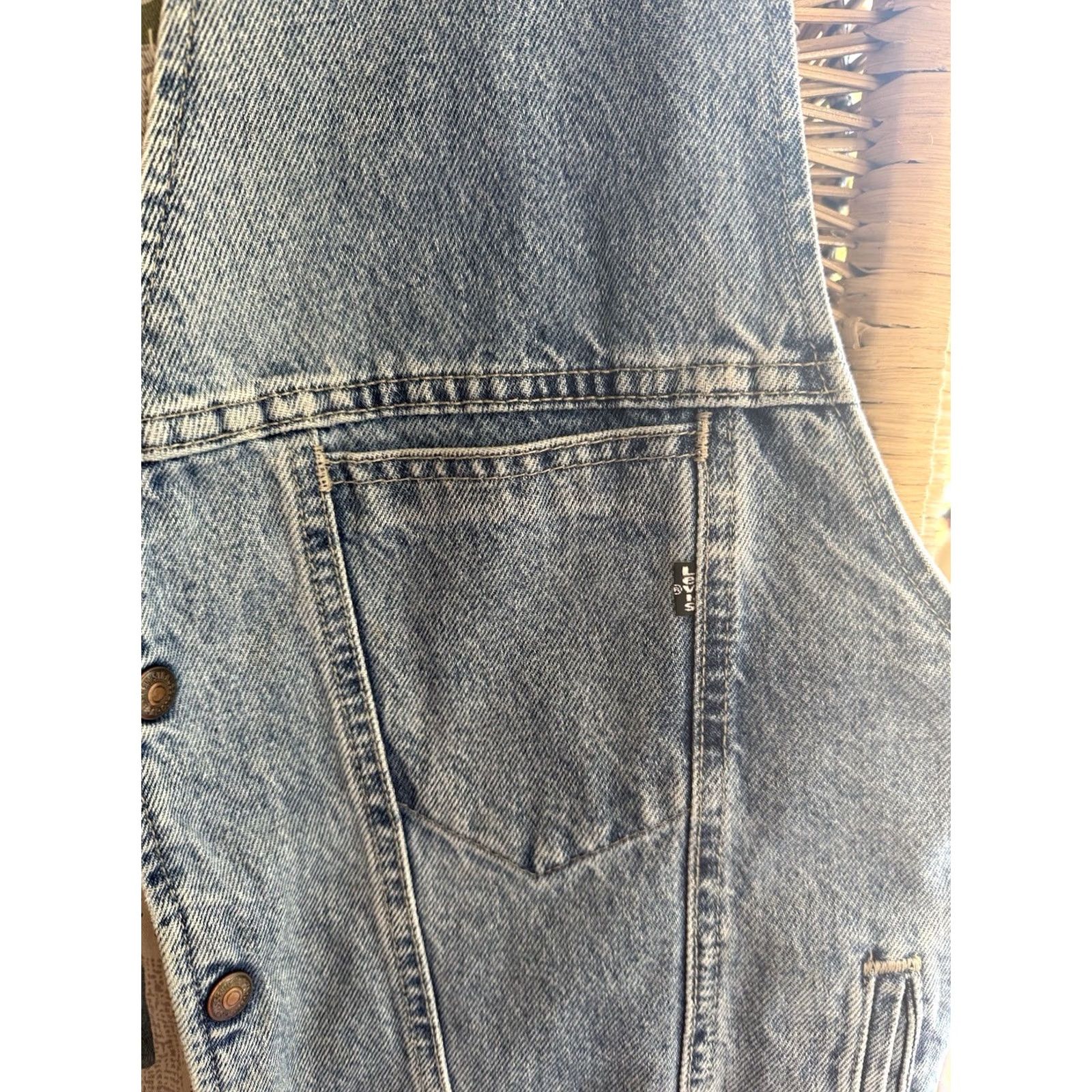 Levi's VINTAGE Levi's Denim Vest Mens M Reversible Newspaper Print Trucker Style Blue 90s Theme Fans Womens? Size US M / EU 48-50 / 2 - 4 Thumbnail