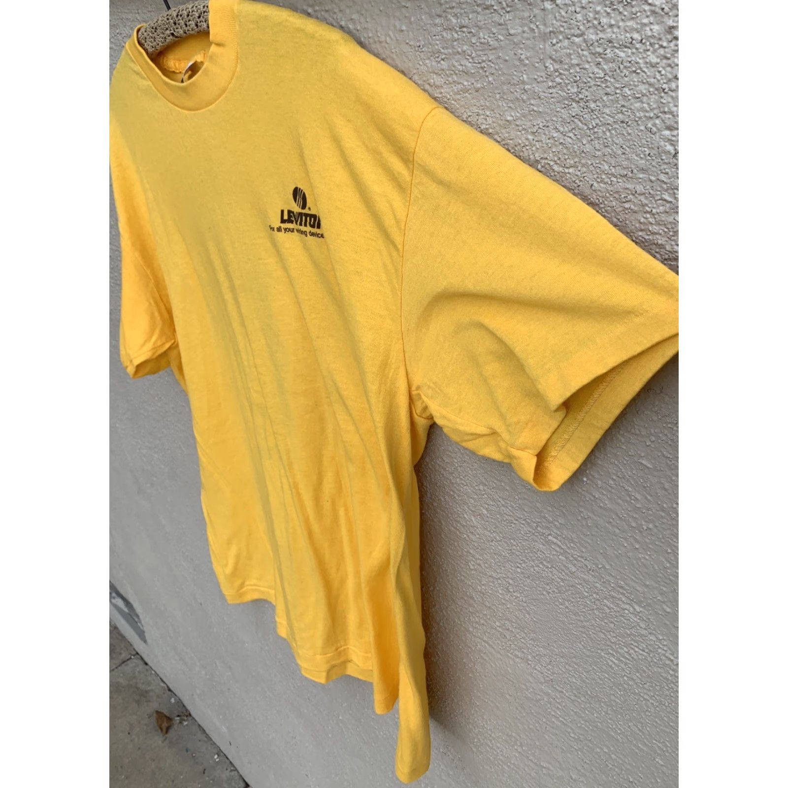 Vintage VINTAGE Levitron TOUCH OF GOLD T Shirt 2XL Yellow California Short Sleeve Crew Neck Mens US 1980s CED Victorville Logo Graphic Size US XXL / EU 58 / 5 - 4 Thumbnail