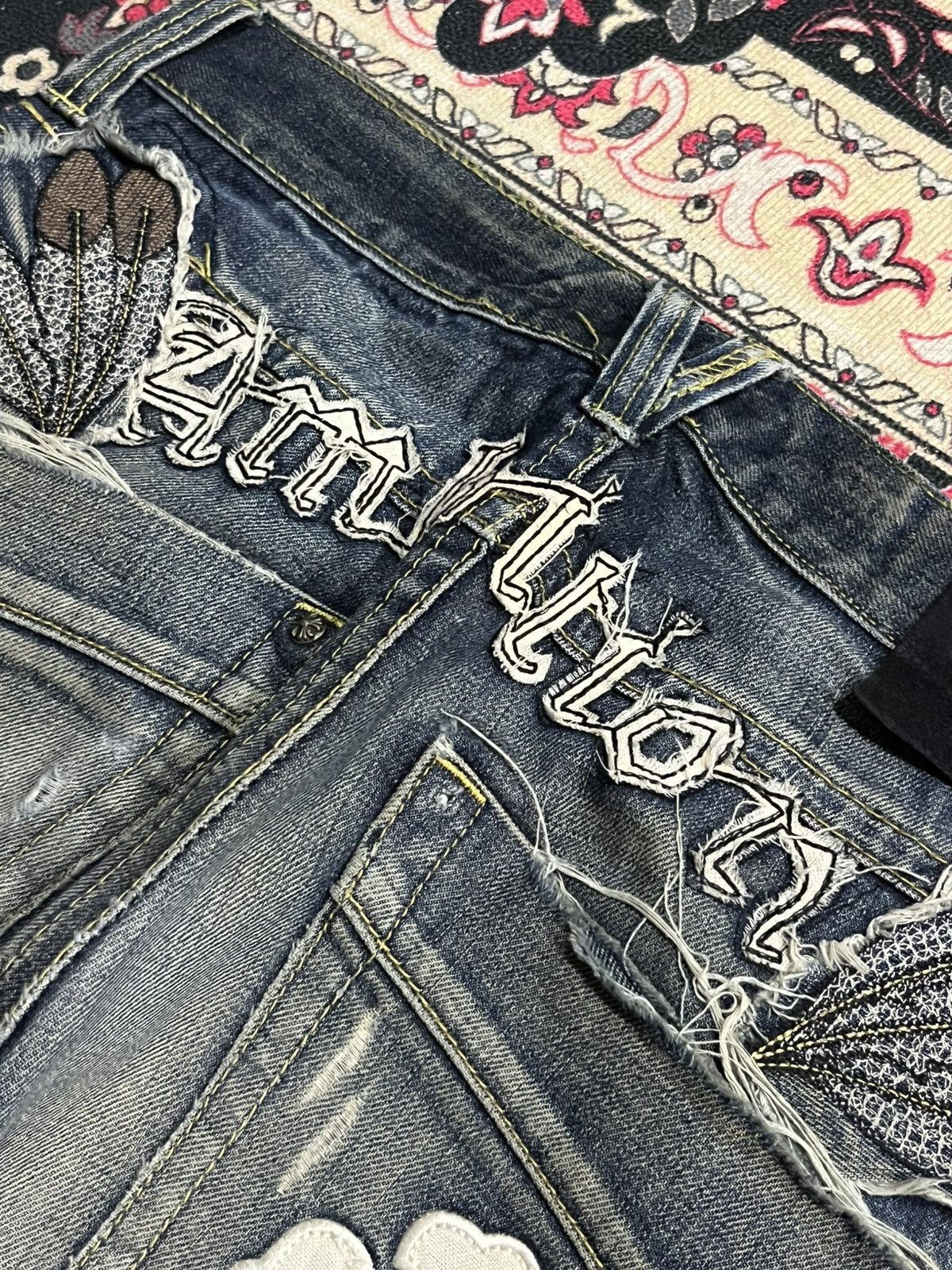 Affliction Japanese Be Ambition White Cross “Ambition” Slogan Jeans Size US 30 / EU 46 - 10 Thumbnail