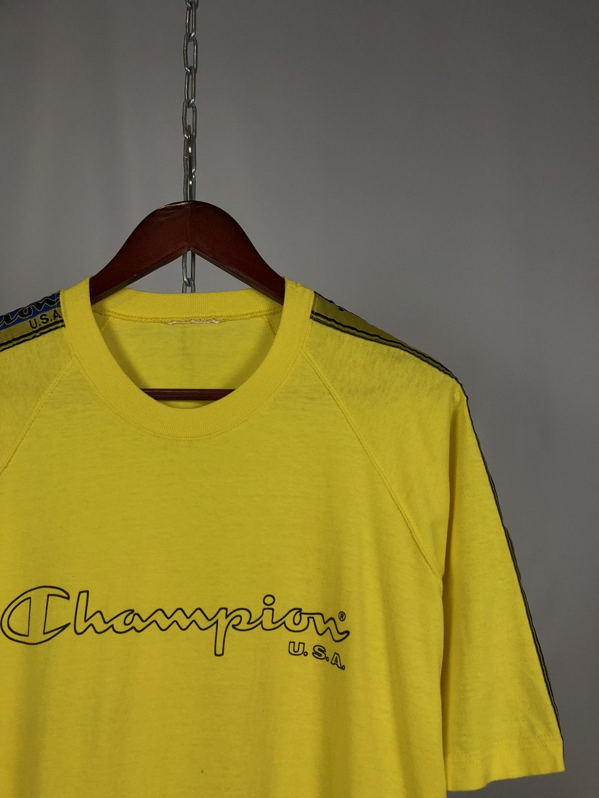 Champion × Vintage Champion vintage big logo T-shirts sportswear rare Size US M / EU 48-50 / 2 - 2 Thumbnail