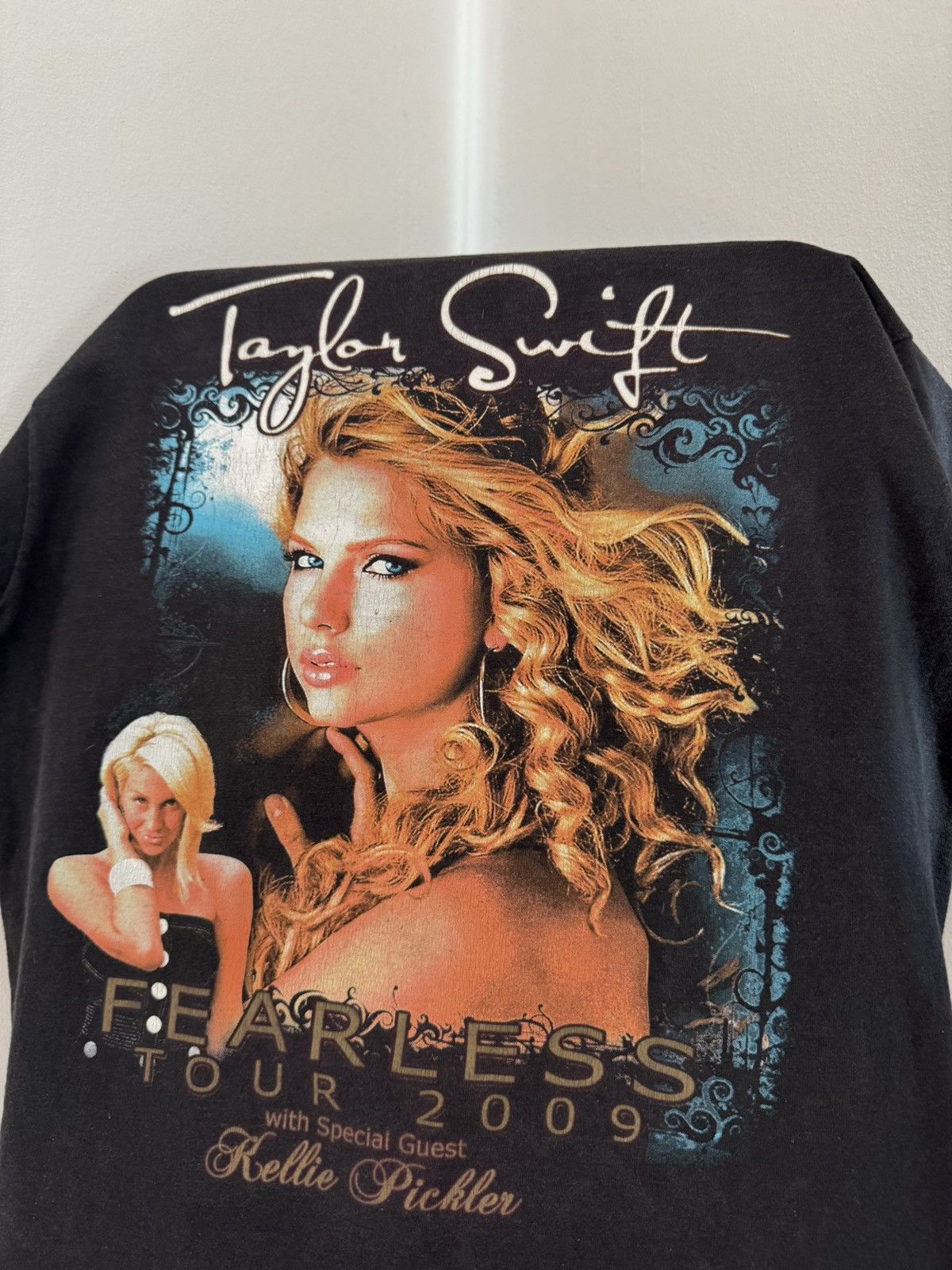 Rap Tees Rare Vintage Taylor Swift - Fearless Tour T Shirt Size US M / EU 48-50 / 2 - 1 Thumbnail