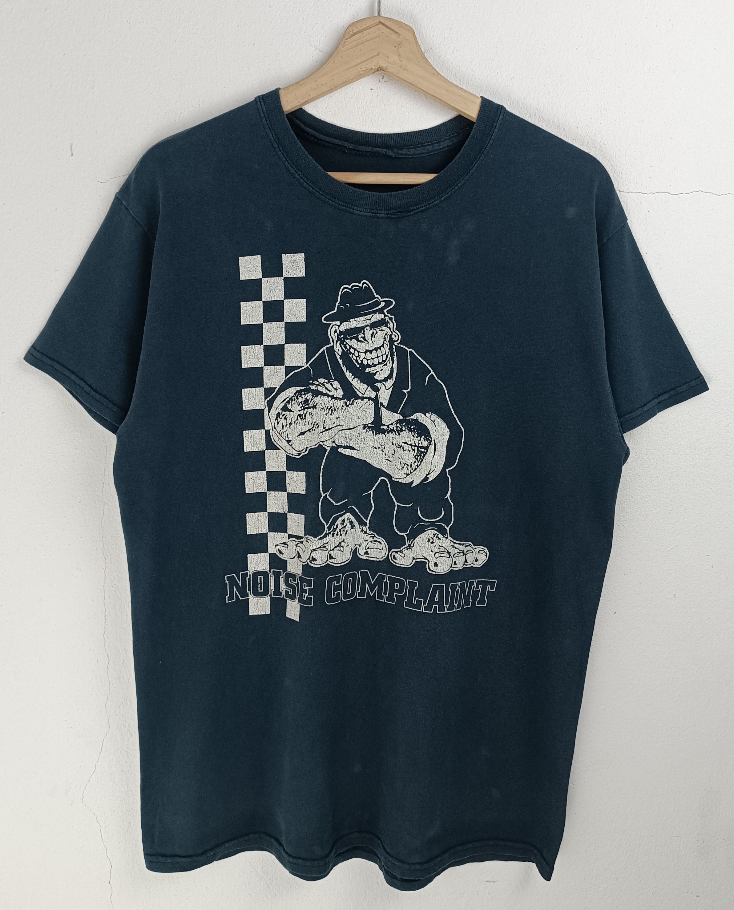 Band Tees THRASHED FADED VINTAGE NOISE COMPLAINT SKA PUNK nofx sublime Size US M / EU 48-50 / 2 - 3 Thumbnail