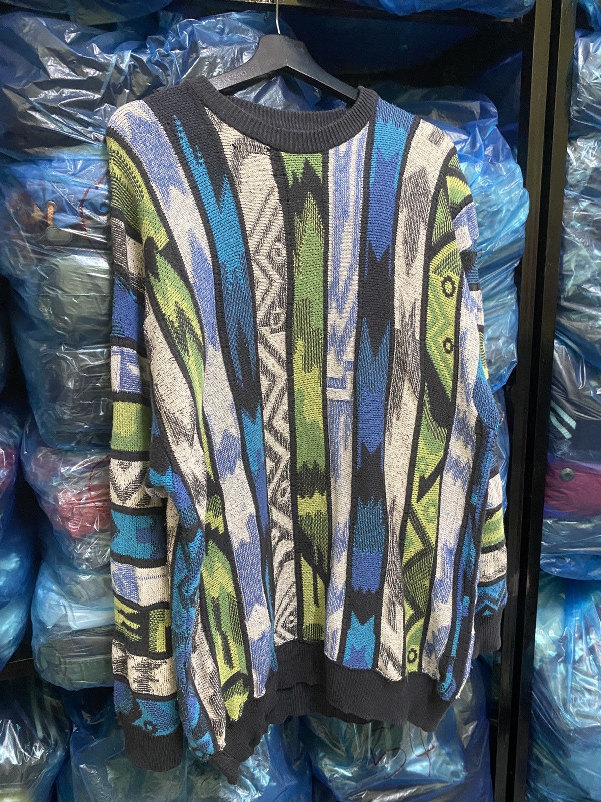 Vintage Vintage Tre Castelli Coogi Style 3D Knit Sweater Made Italy Size US XL / EU 56 / 4 - 5 Thumbnail