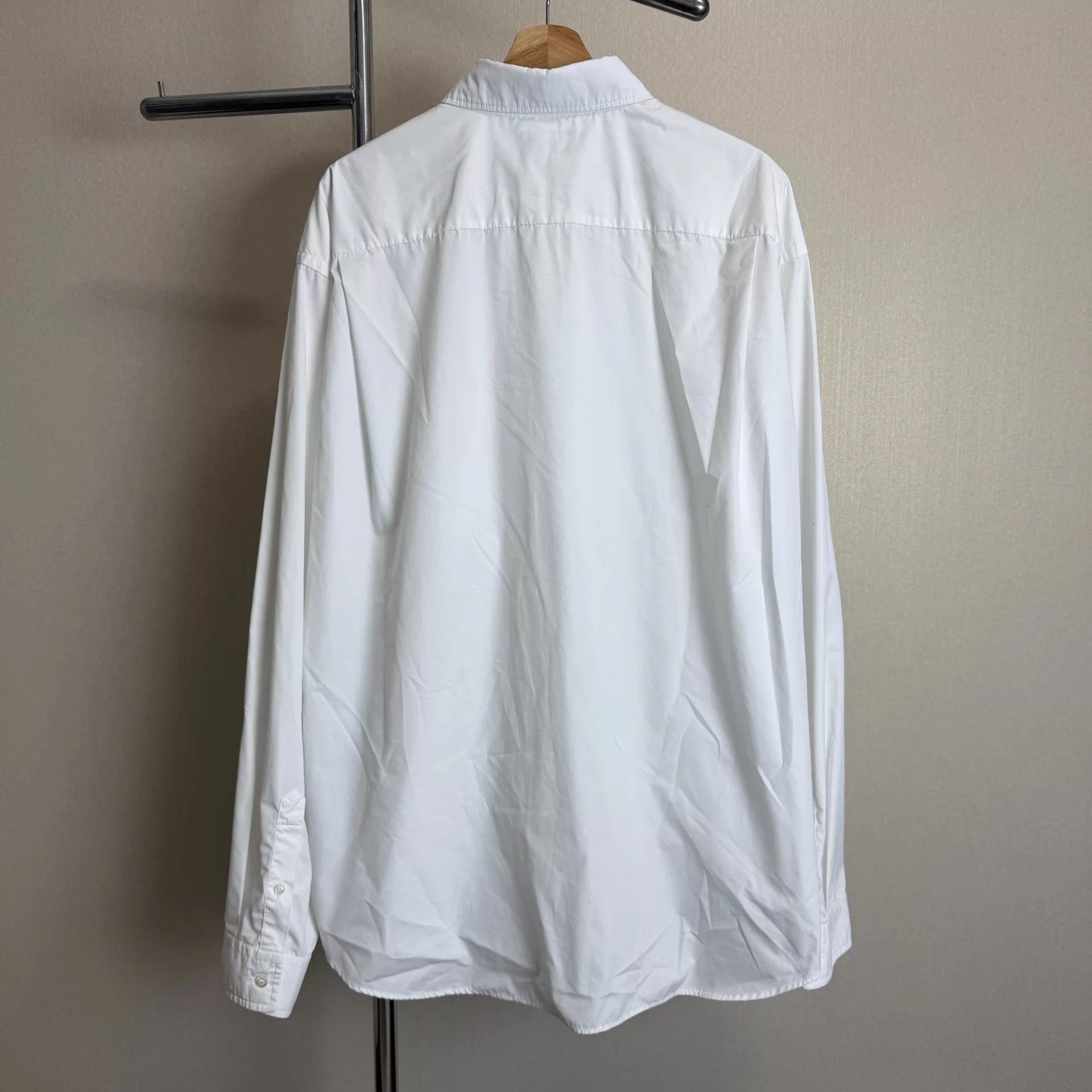 Balenciaga Balenciaga White BB Embroidered Shirt Size 39 Size US M / EU 48-50 / 2 - 2 Thumbnail