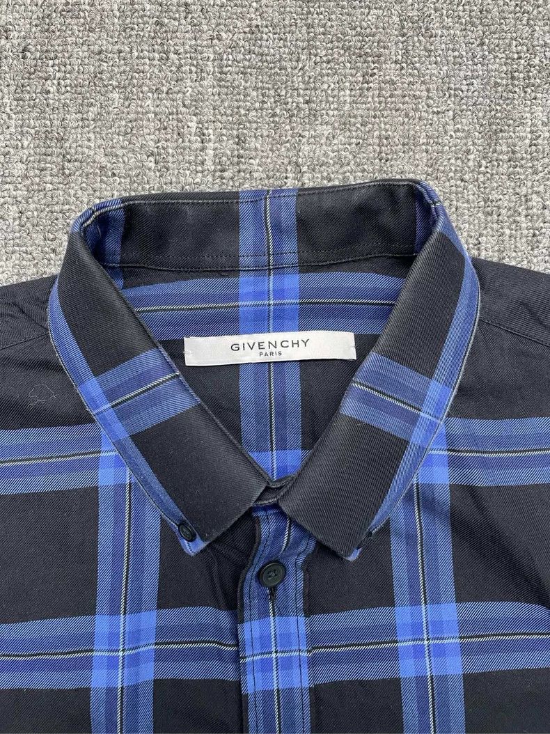 Givenchy Givenchy Size 40Blue Plaid Shirt 2506-Nextarrow Size US M / EU 48-50 / 2 - 3 Thumbnail