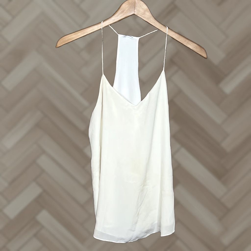 Club Monaco Club Monaco Top Beige Sleeveless Office Size Medium Womens Size M / US 6-8 / IT 42-44 - 1 Thumbnail
