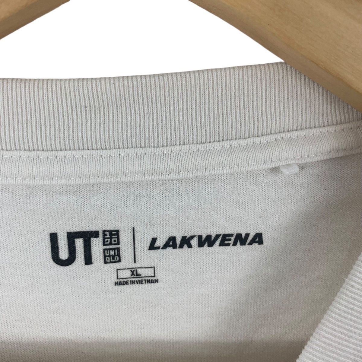 Uniqlo UNIQLO x LAKWENA MACIVER Large Scale Mural Love Tee Shirt Size XL / US 12-14 / IT 48-50 - 8 Thumbnail