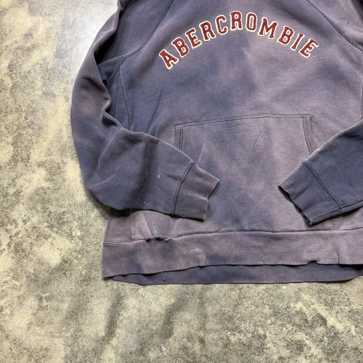 Abercrombie & Fitch vintage y2k Abercrombie and fitch faded thrashed swestshirt Size US L / EU 52-54 / 3 - 2 Thumbnail