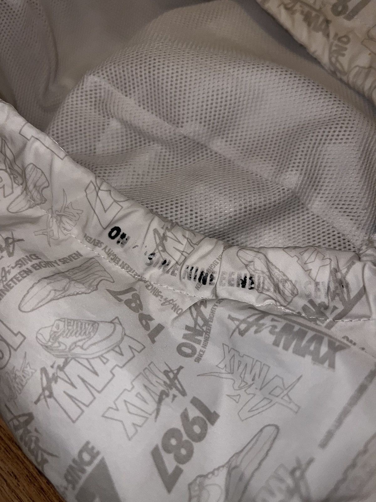 Nike × Vintage Nike 00’s Vintage Y2K TrackJacket Windbreaker Swoosh Logo Size US M / EU 48-50 / 2 - 19 Thumbnail