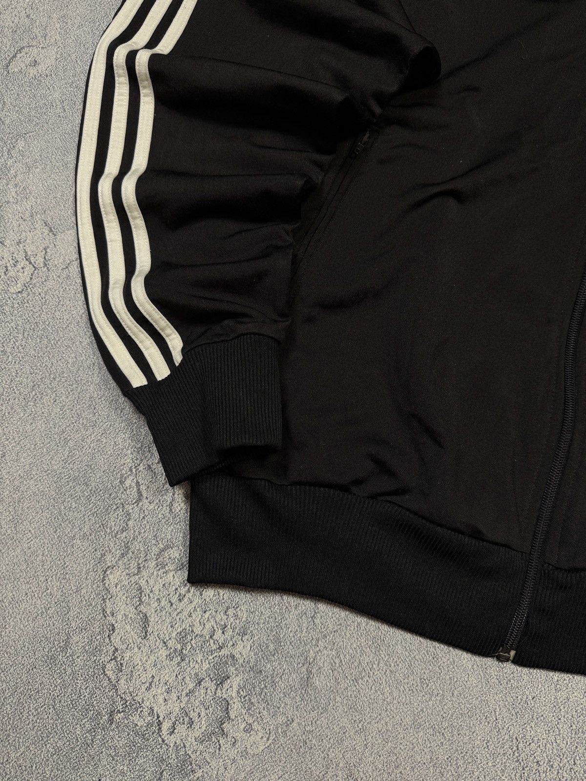 Adidas Vintage Adidas Track Zipper Sweatshirt Y2K Rare Size US L / EU 52-54 / 3 - 5 Thumbnail