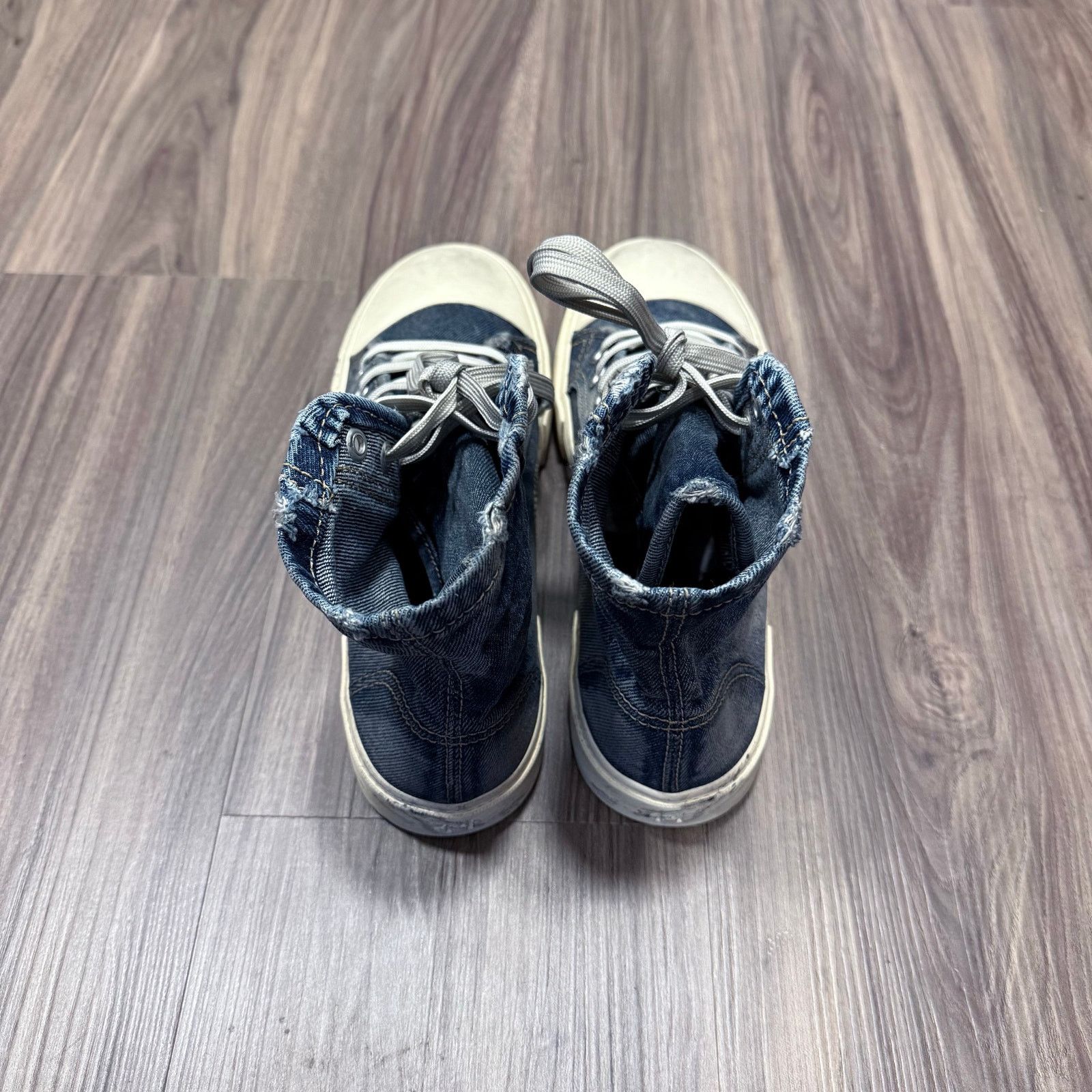 Balenciaga NEW Balenciaga Paris mid 90's Denim High Top Sneaker | EU41 Size US 8 / EU 41 - 4 Thumbnail