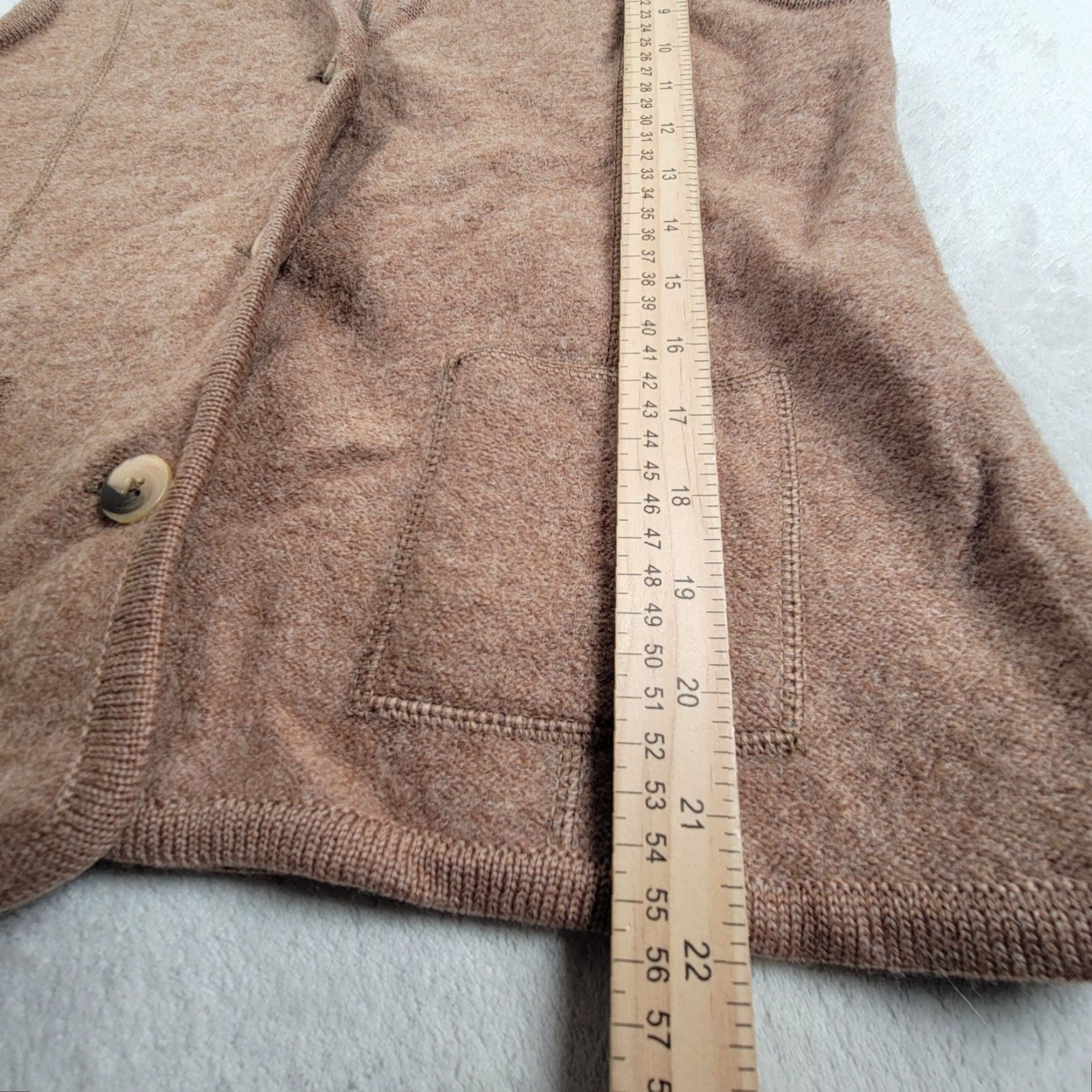 Class Club VINTAGE Club Classic Acrylic Sweater Vest Women’s Medium Shirt Sleeveless V-Neck Brown Solid Preppy 90s Casual Travel Business Womens Size M / US 6-8 / IT 42-44 - 3 Thumbnail