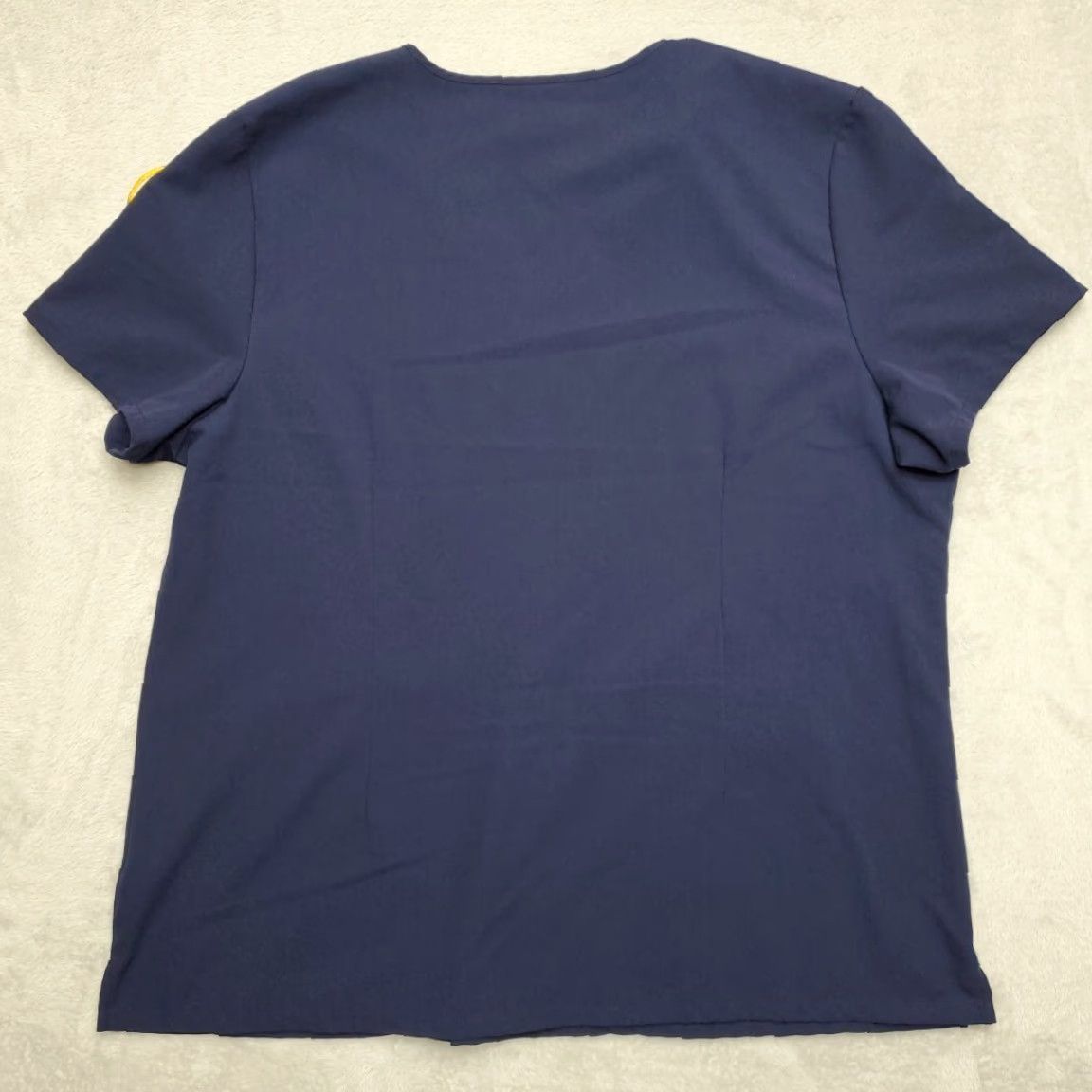 Vintage Figs Scrub Top Womens 2XL Blue Technical Pocket 4 Way Stretch Montana University Medical Shirts Womens blue 2XL Montana University -N/A Size XXL / US 16-18 / IT 52-54 - 6 Thumbnail