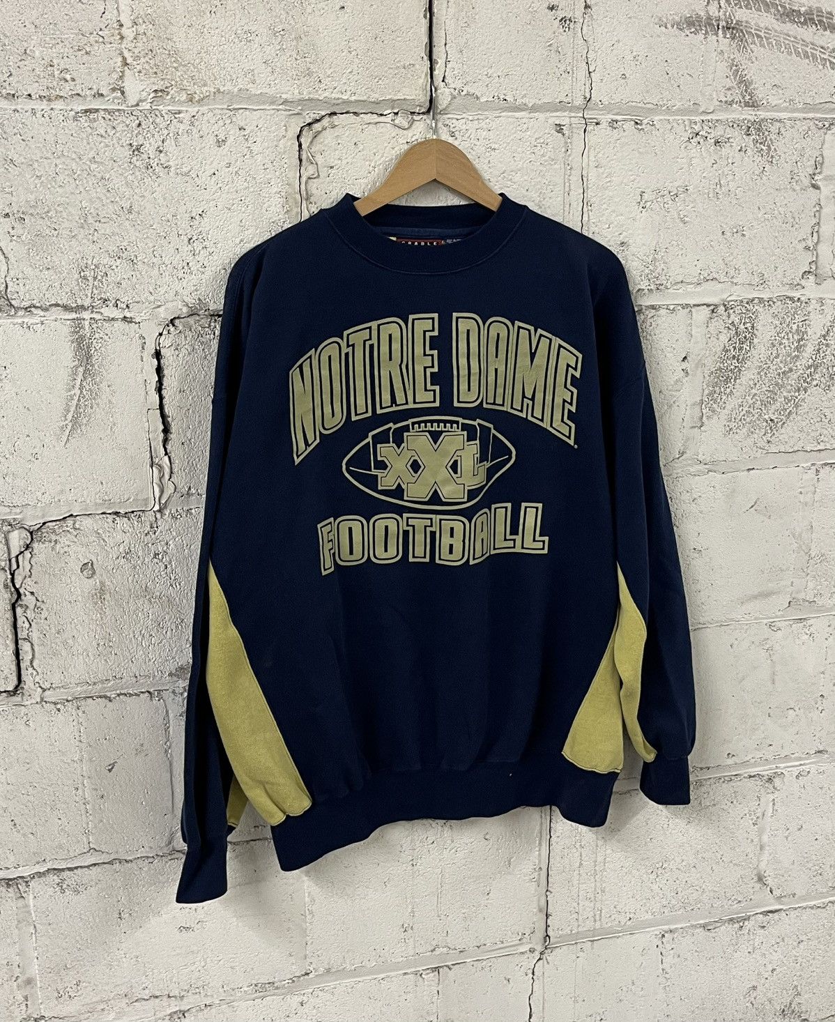 Vintage Vintage Notre dame football 90s sweatshirt sports college Size US L / EU 52-54 / 3 - 1 Thumbnail