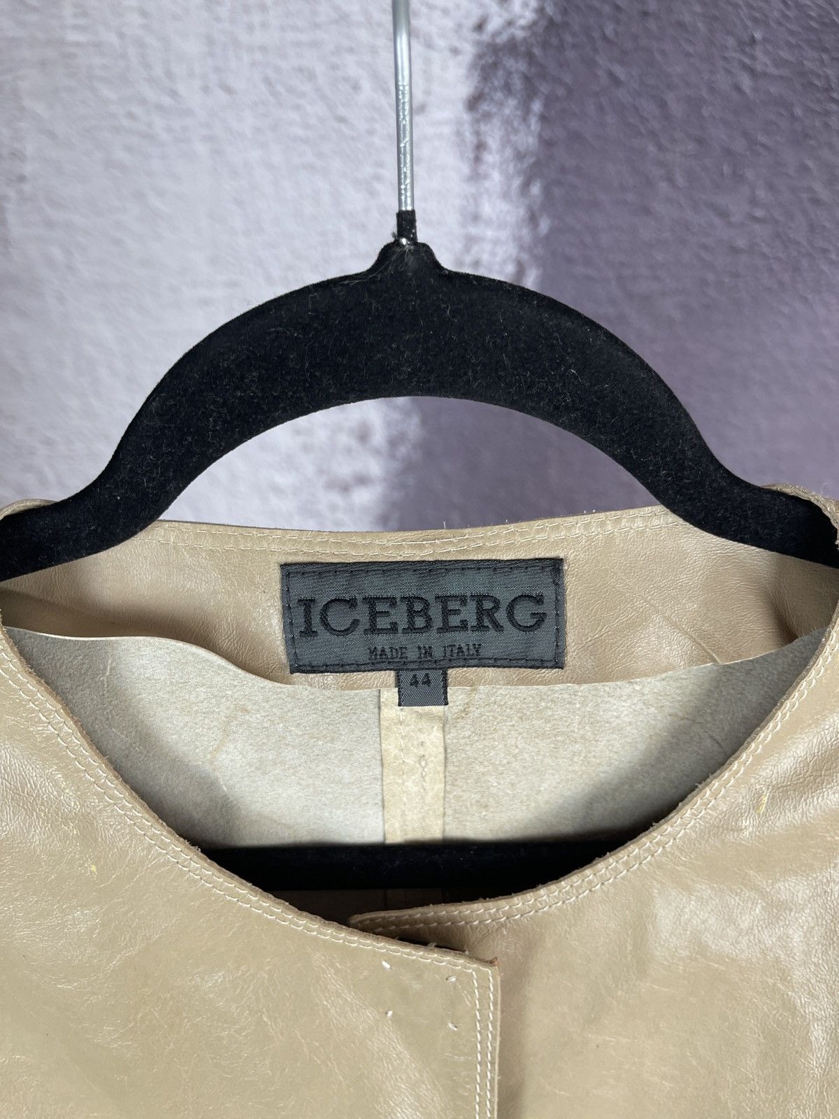 Iceberg Iceberg vintage beige made in Italy leather jacket Size M / US 6-8 / IT 42-44 - 10 Thumbnail