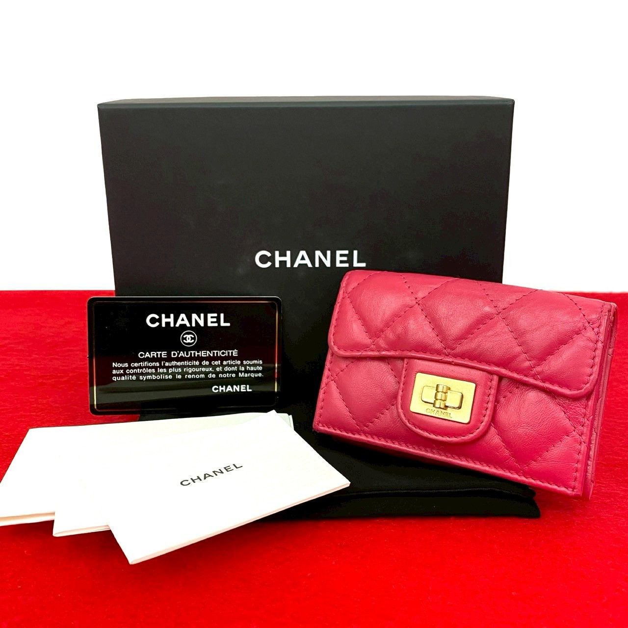 Chanel Chanel Chanel 2.55 Lambskin Trifold Wallet Leather Short Wallet DUTY FREE for USA Size ONE SIZE - 1 Thumbnail