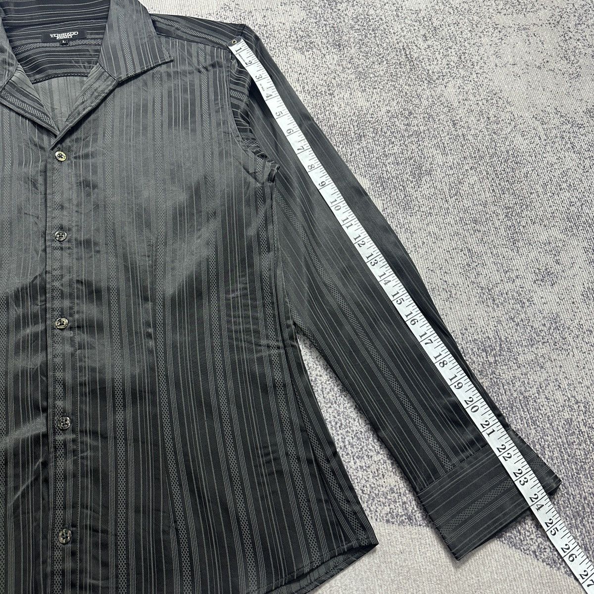 Tornado Mart Tornado Mart shirt japanese brand Size US L / EU 52-54 / 3 - 6 Thumbnail