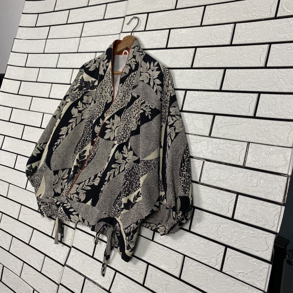 Japanese Brand 📌Vintage Bomber Jacket Over Print Leaf Unbrand Issey Miyake Size US M / EU 48-50 / 2 - 3 Thumbnail