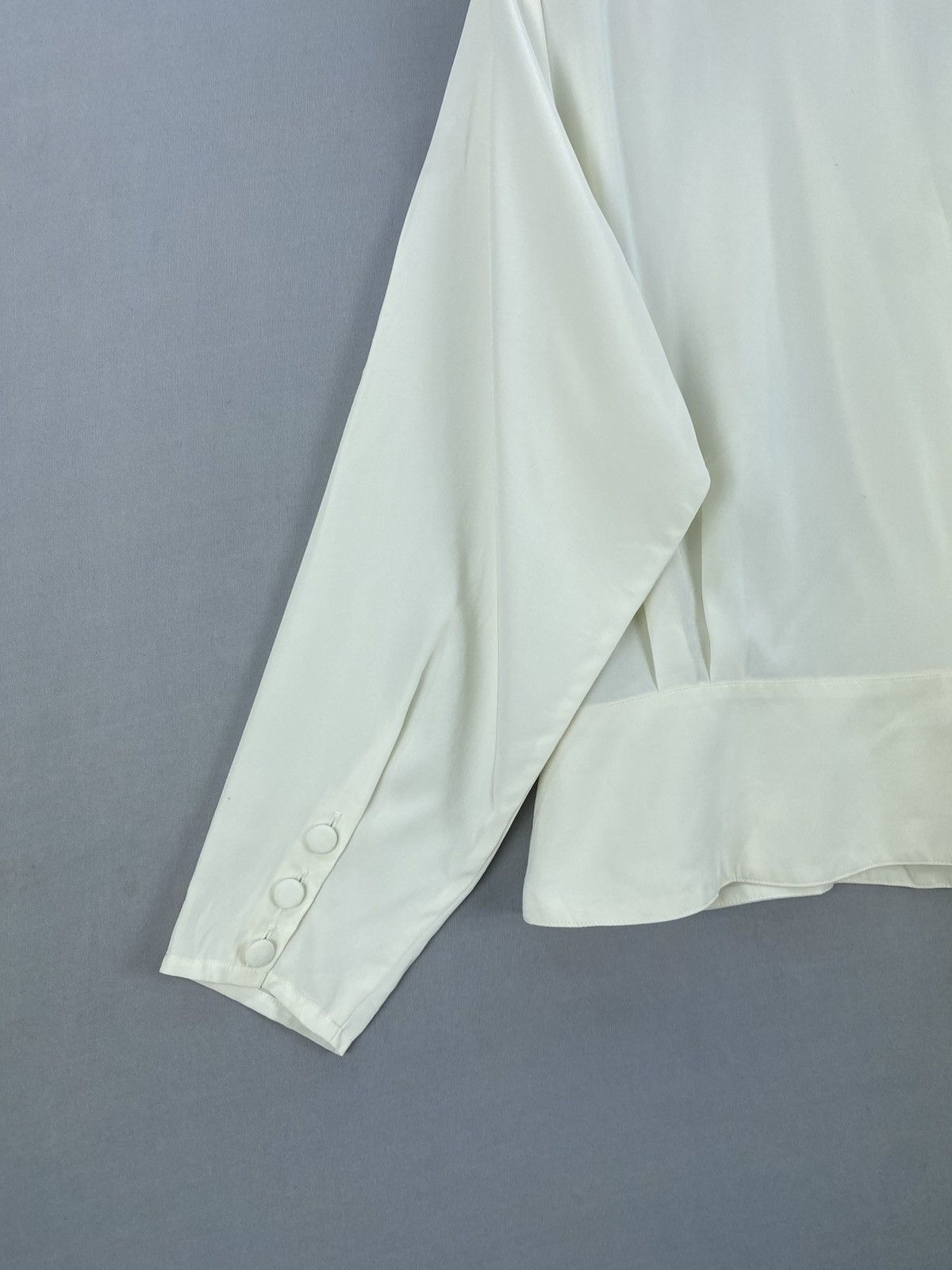 Pierre Balmain Vintage 90’s Pierre Balmain Paris V-net Blouse Size XS / US 0-2 / IT 36-38 - 6 Thumbnail