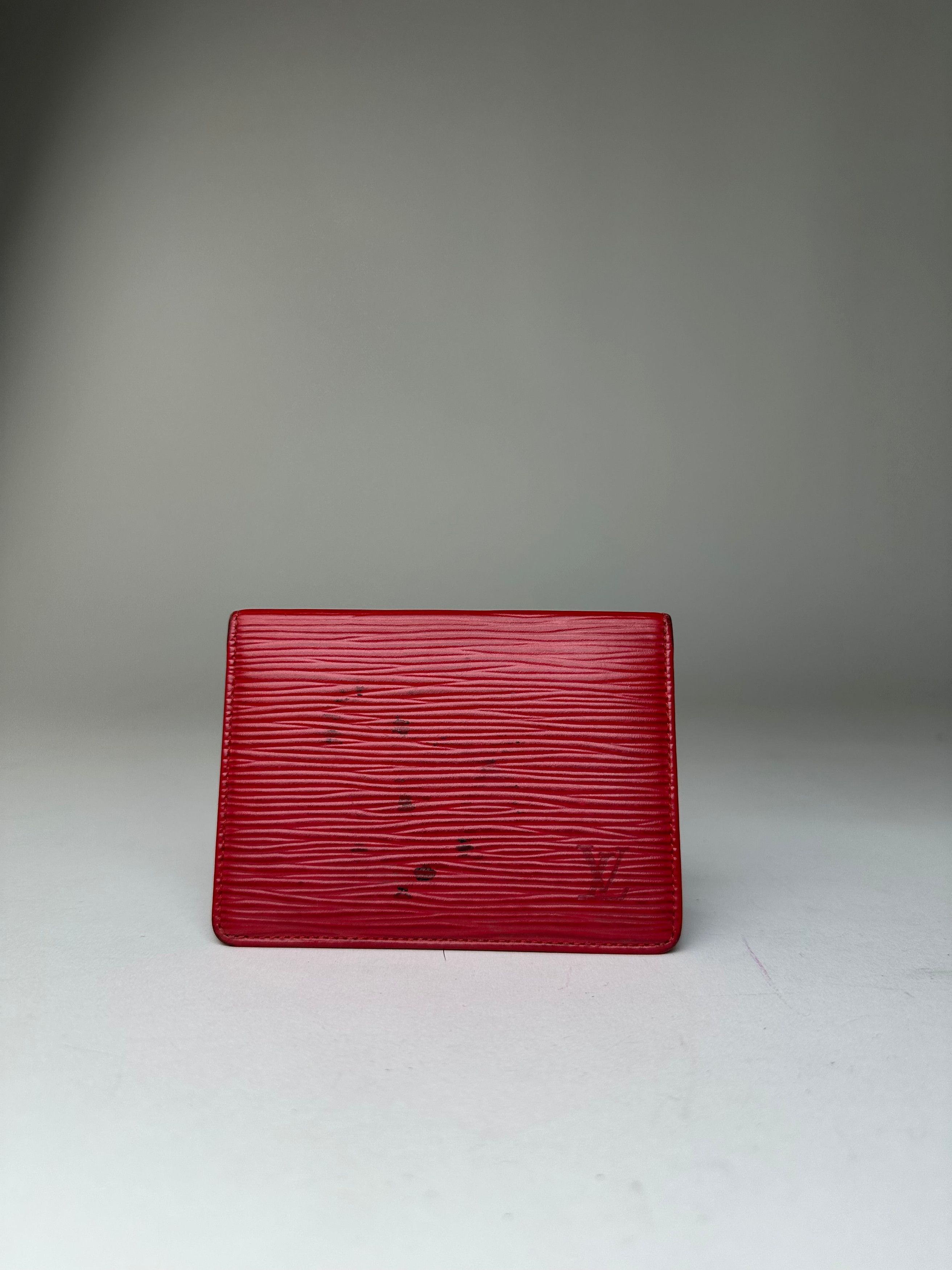 Louis Vuitton Vintage Epi Leather Card Holder Red Size ONE SIZE - 1 Thumbnail