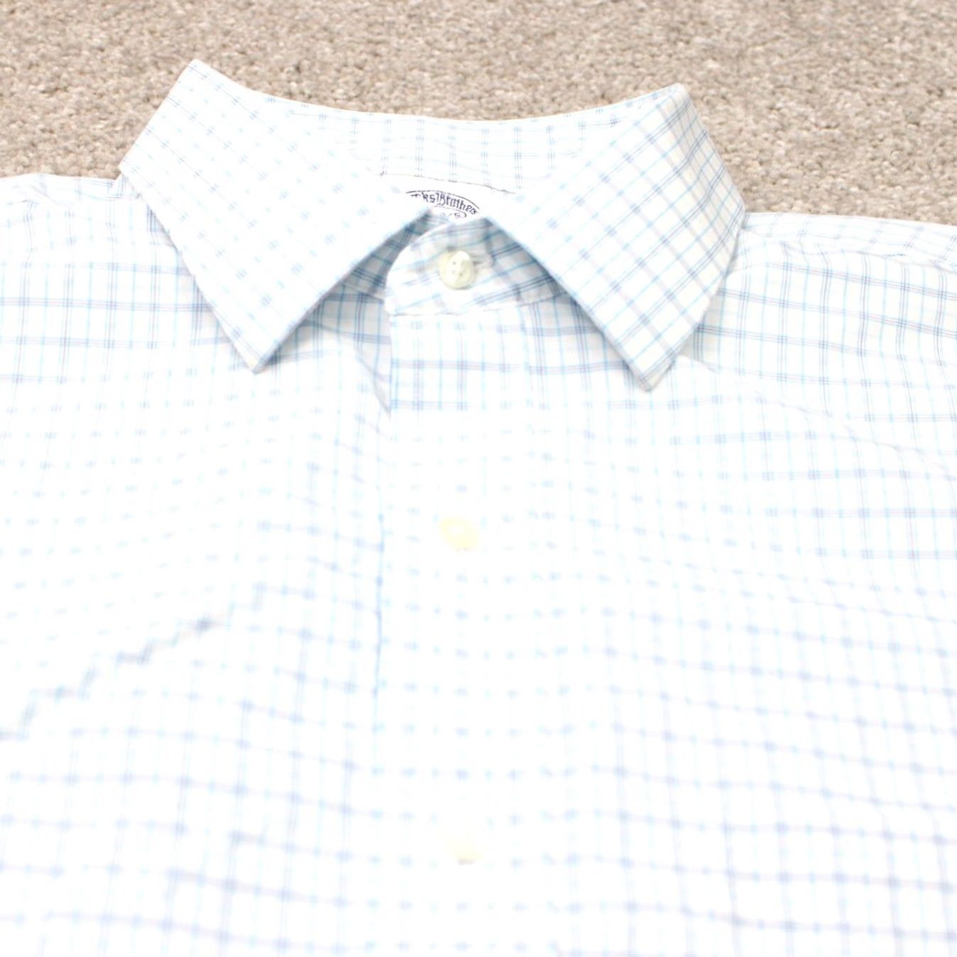 Brooks Brothers Brooks Brothers Shirt Mens 16 1/2 4/5 Blue White Regent Fit Non-Iron Cotton L/S Dress Shirt Mens Regular Blue White Pattern Check Classic 90s? Size US XL / EU 56 / 4 - 5 Thumbnail