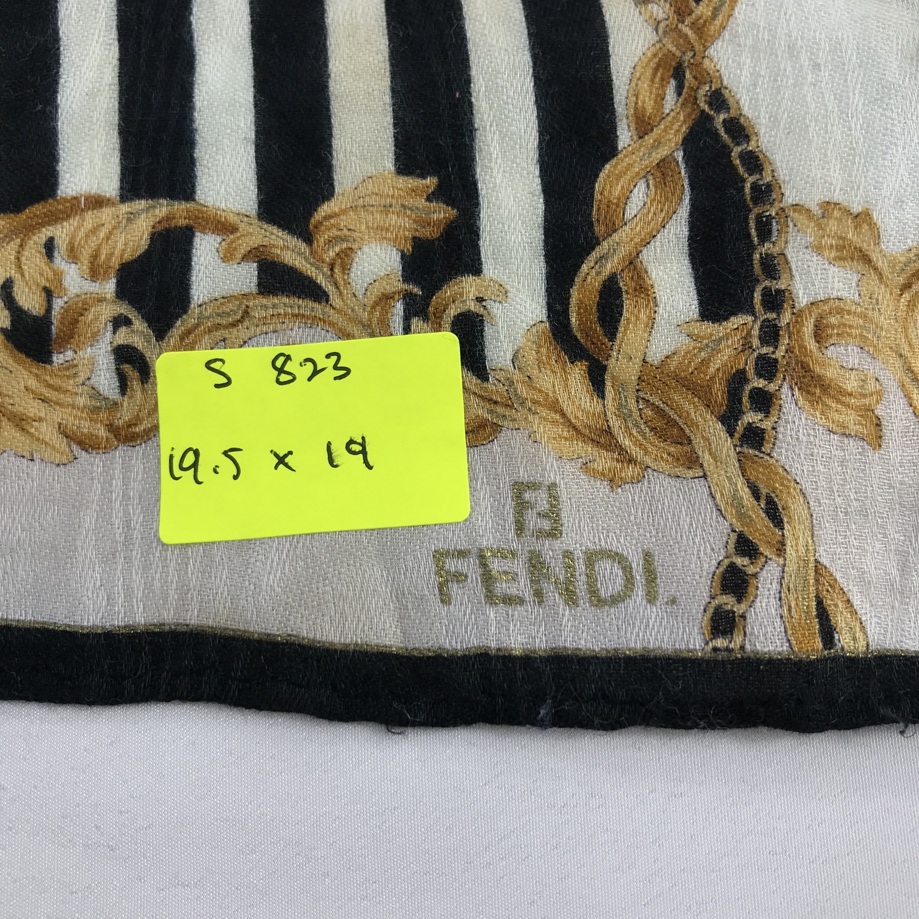Vintage Fendi Handkerchief / Neckerchief / Bandana Size ONE SIZE - 5 Thumbnail