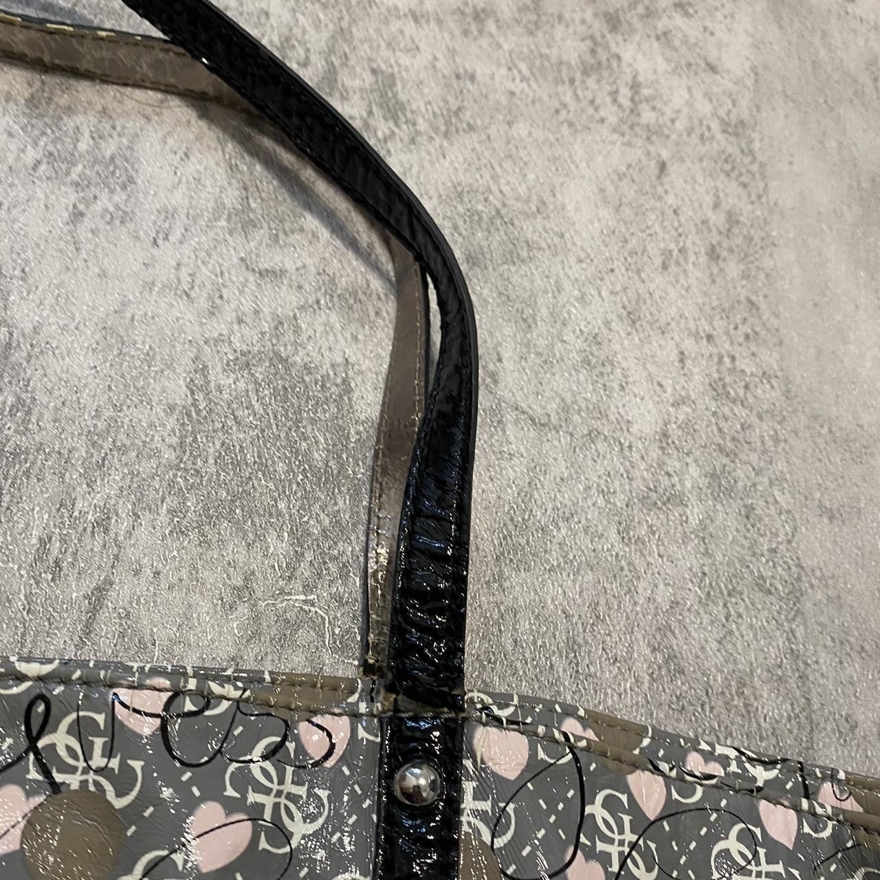 Guess Guess Monogram hearts Valentines bag #heartbag Size US M / EU 48-50 / 2 - 5 Thumbnail