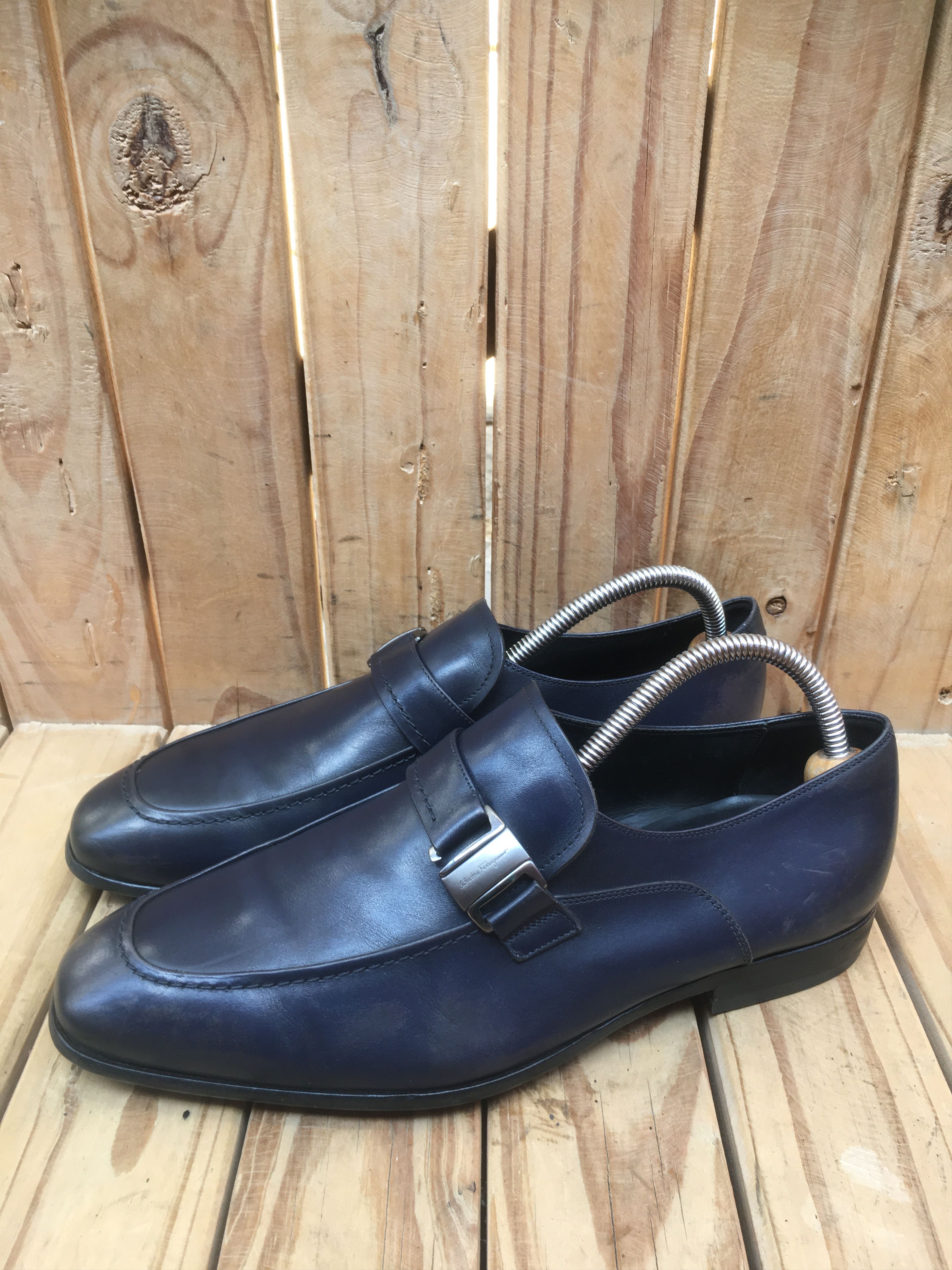 Salvatore Ferragamo Salvatore Ferragamo dark blue Leather shoes Sz USA 7.5 EEE Size US 7.5 / EU 40-41 - 10 Thumbnail