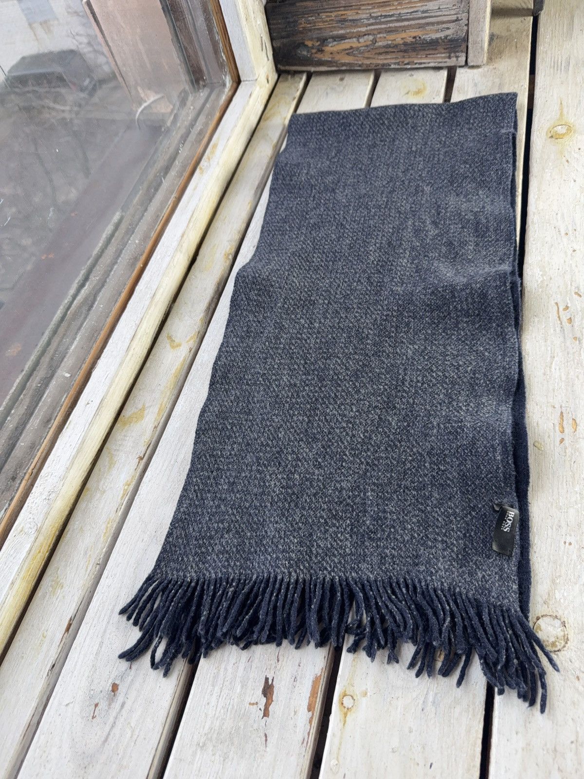 Hugo Boss Luxury Retro Hugo Boss Minimal Wool Scarf Dark Blue Size ONE SIZE - 7 Thumbnail