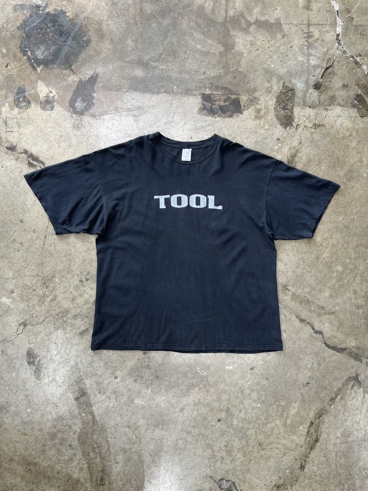 Band Tees Vintage 90s Tool Wrench Band Tee XXL Size US XXL / EU 58 / 5 - 3 Thumbnail