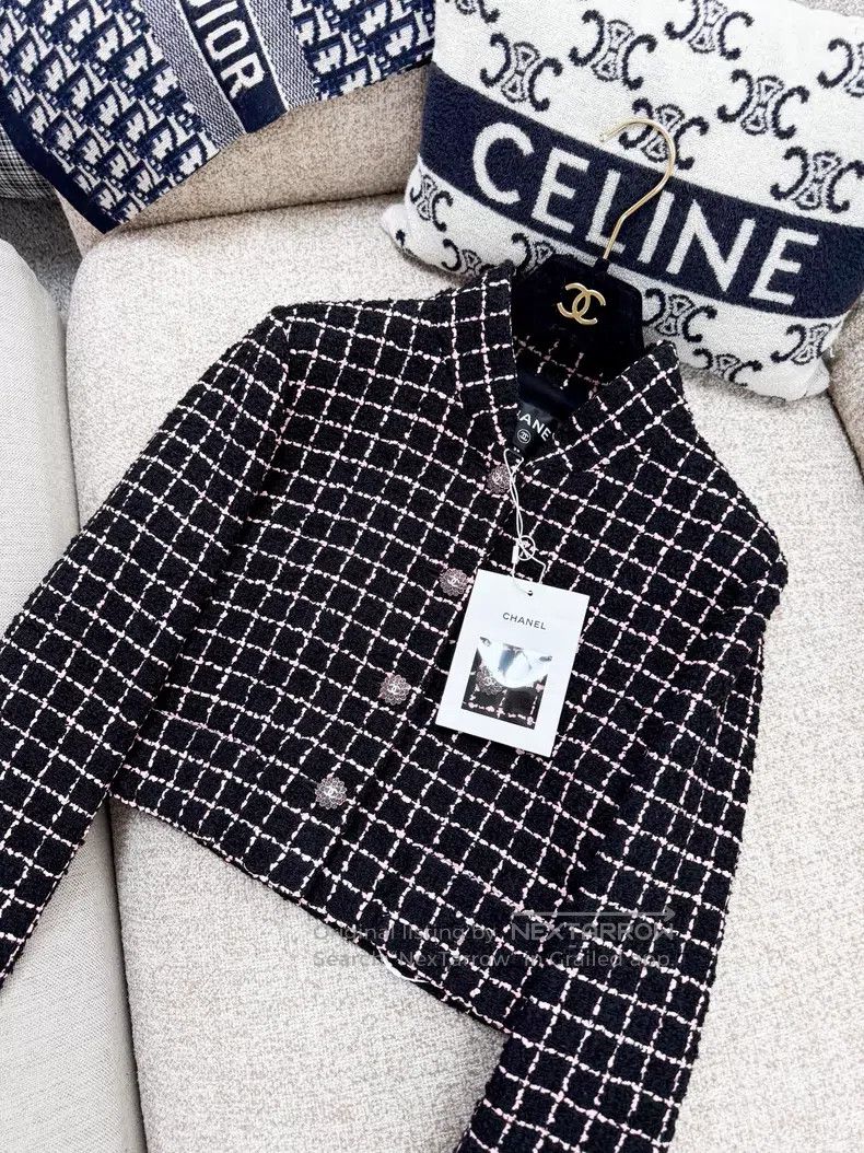 Chanel Chanel Pink plaid flower glazed buckle tweed long-sleeved Size XS / US 0-2 / IT 36-38 - 4 Thumbnail