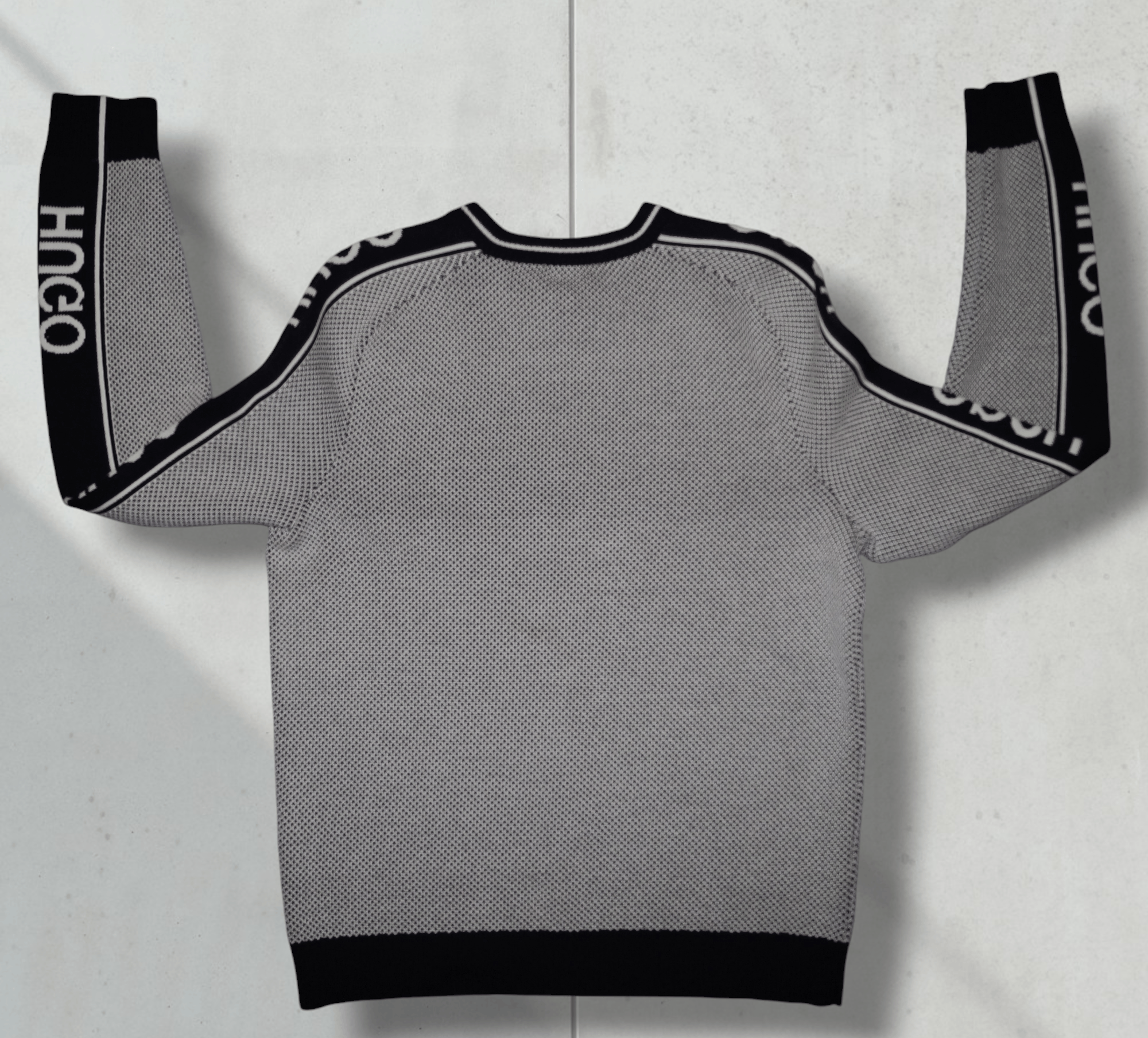 Hugo Boss Hugo Boss crewneck sweatshirt sweater S size Size US S / EU 44-46 / 1 - 2 Thumbnail