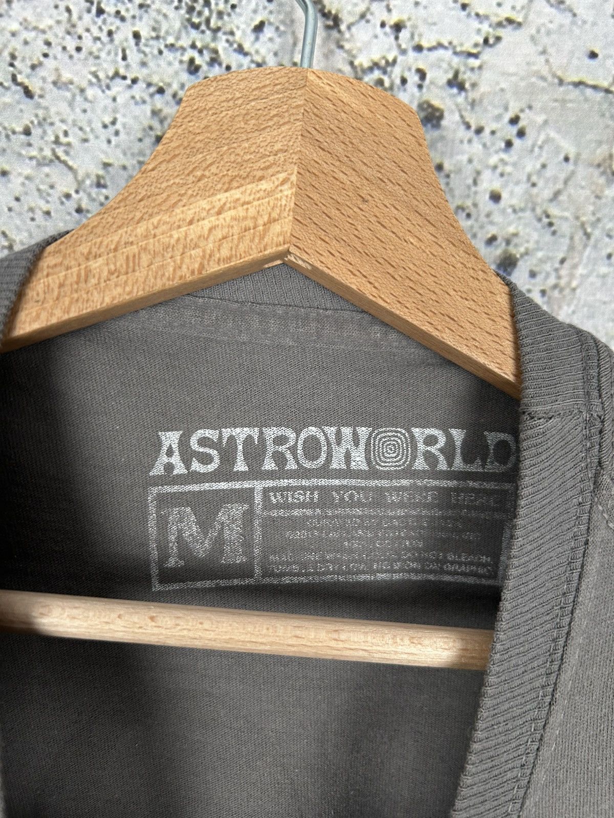 Band Tees Travis Scott Astroworld Wish You Where Here Stop Look Listen Size US M / EU 48-50 / 2 - 6 Thumbnail