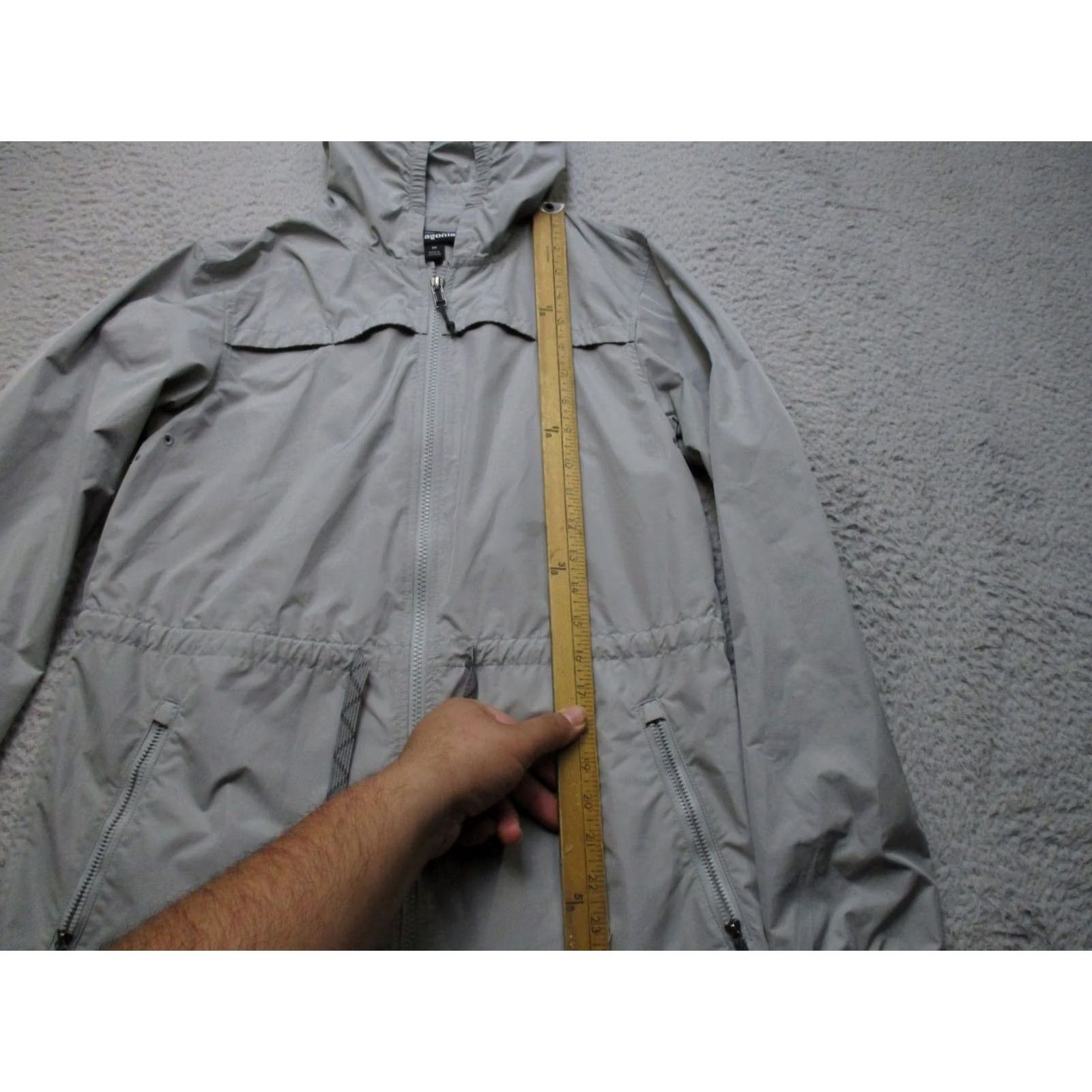 Patagonia Patagonia Jacket Womens XS Gray Meriweather Hoody Windbreaker Waterproof Zip Taped Seams Lightweight Hiking Medium-Length Rain Shell Size XS / US 0-2 / IT 36-38 - 3 Thumbnail