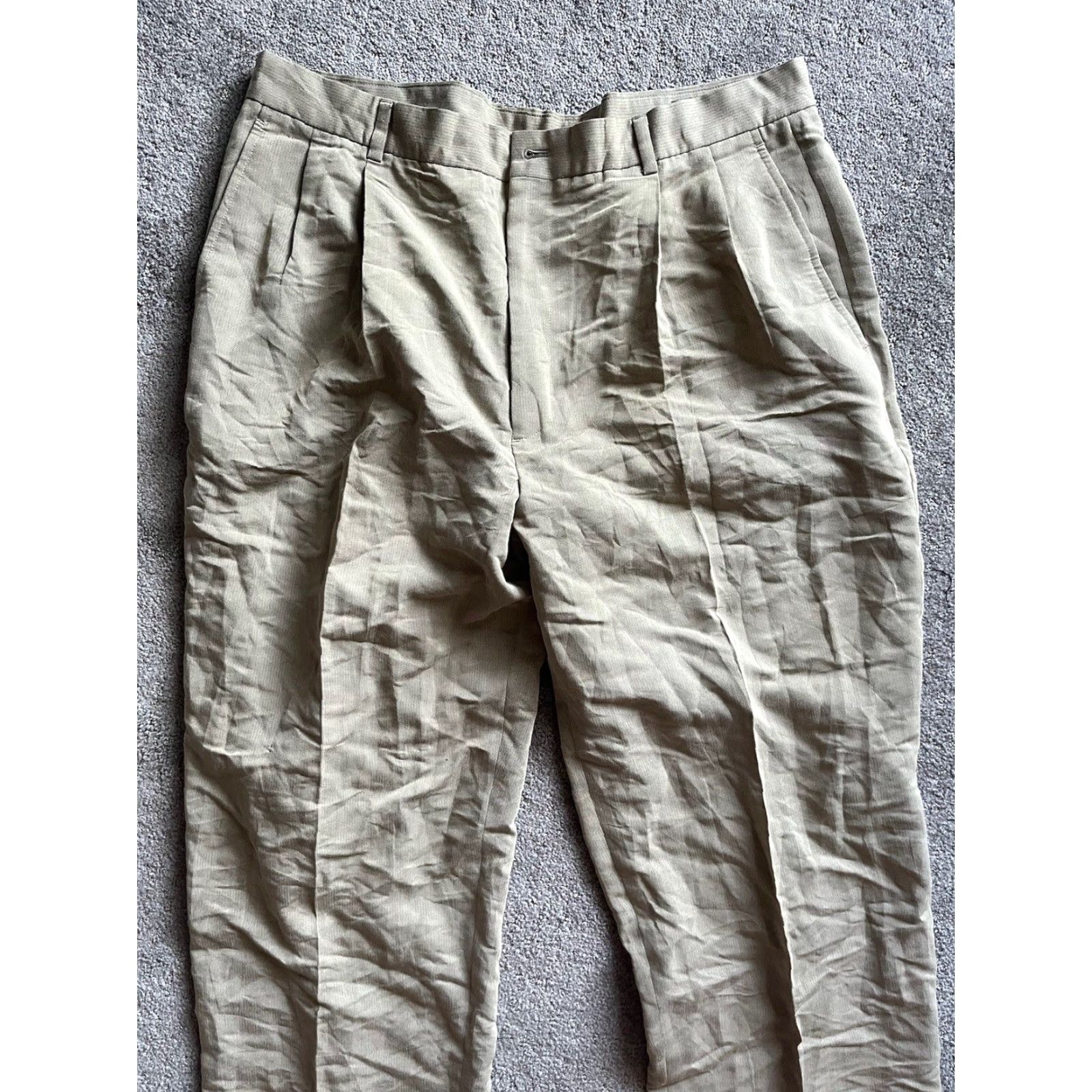 Liz Claiborne Claiborne Men's Rayon Blend Dress Pants 38x30 Beige Pleated Size US 38 / EU 54 - 2 Thumbnail