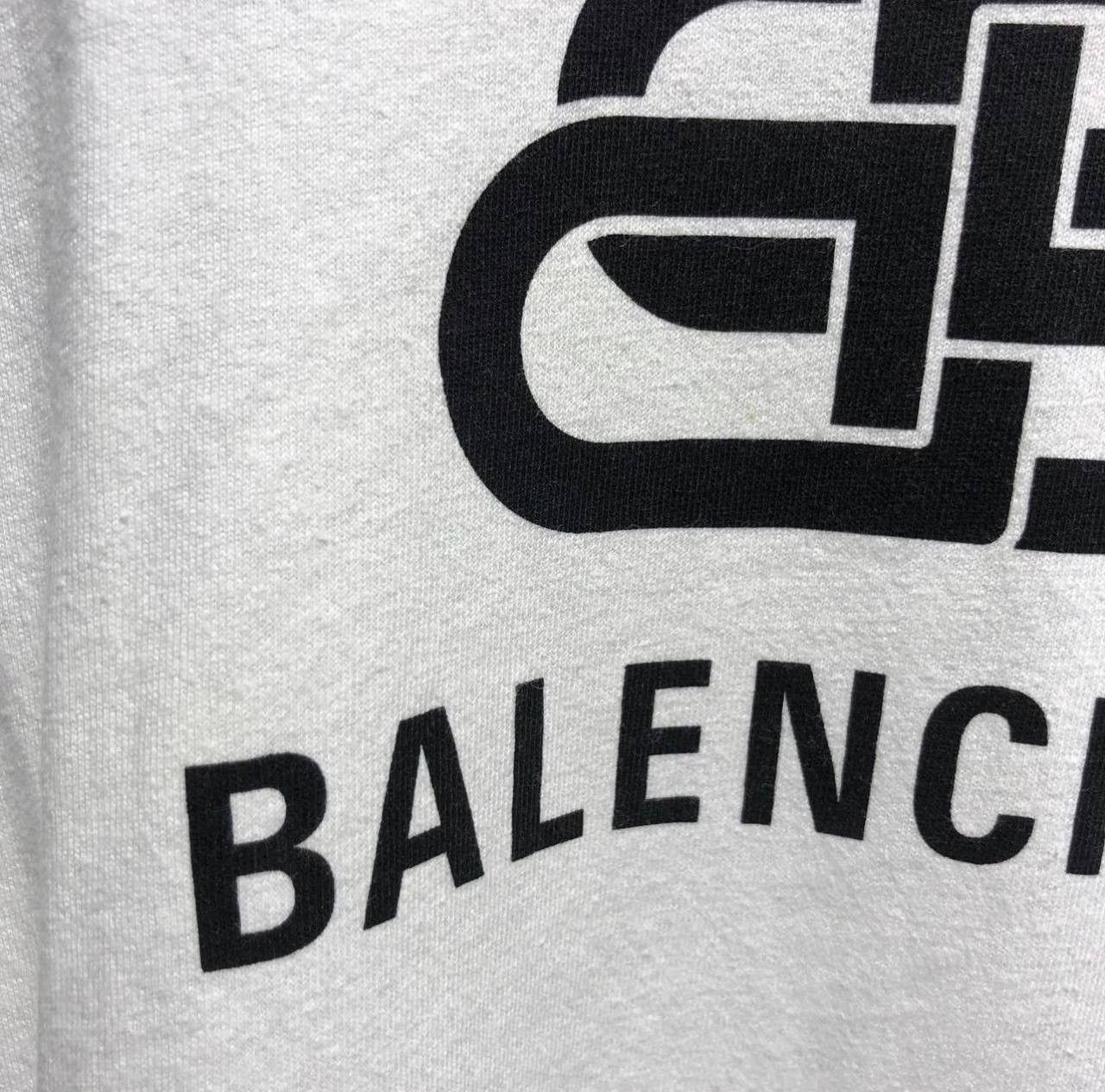 Balenciaga Balenciaga Logo T-Shirt Size US S / EU 44-46 / 1 - 13 Thumbnail