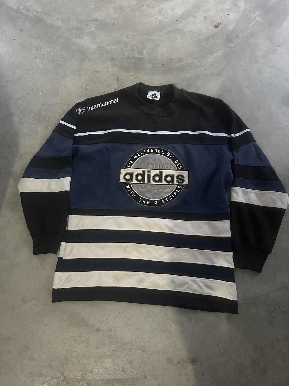 Vintage Adidas Vintage Crewneck Size US L / EU 52-54 / 3 - 1 Thumbnail
