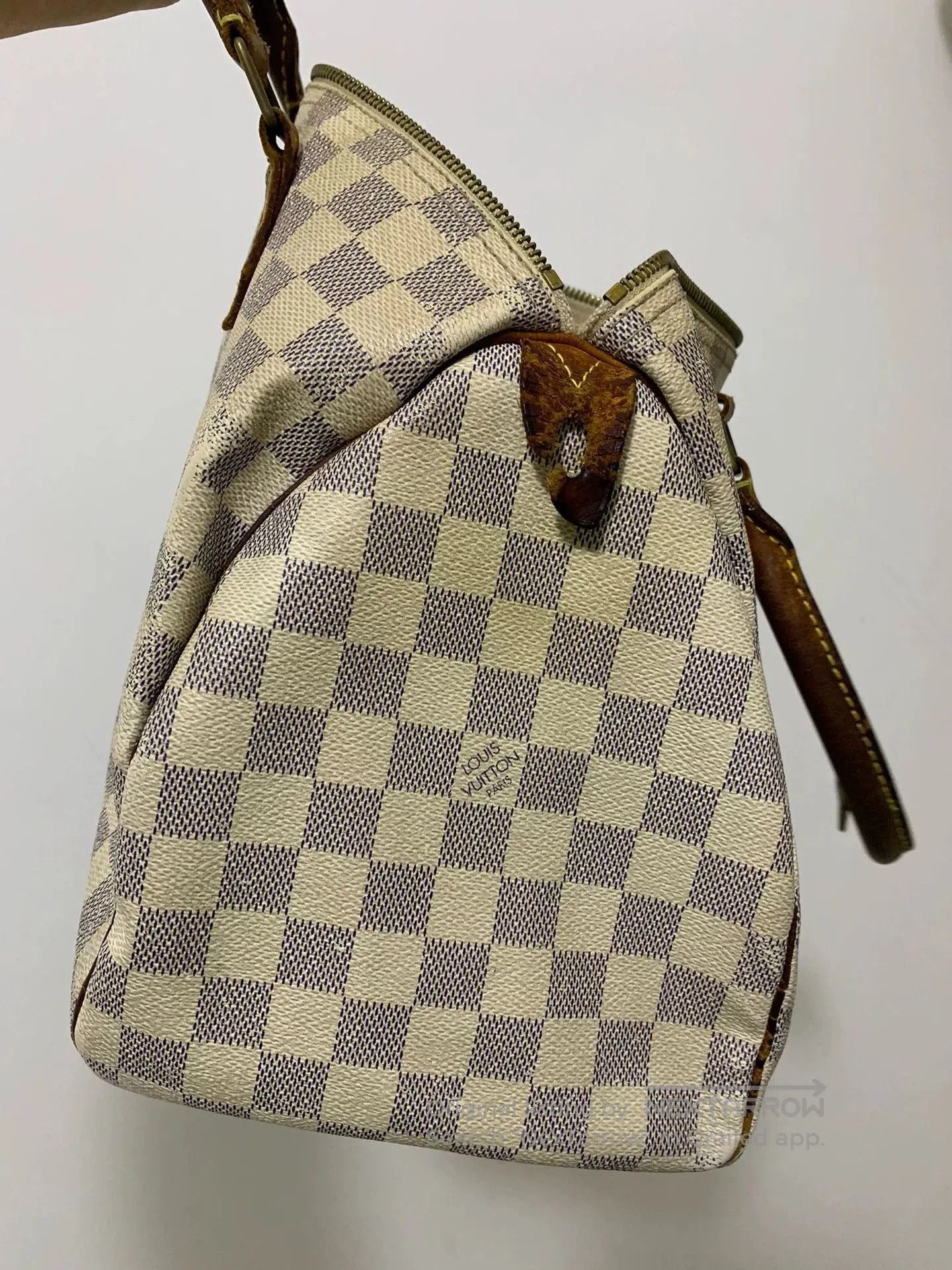 Louis Vuitton Louis Vuitton White Damier Speedy 30 Handbag. Size ONE SIZE - 5 Thumbnail