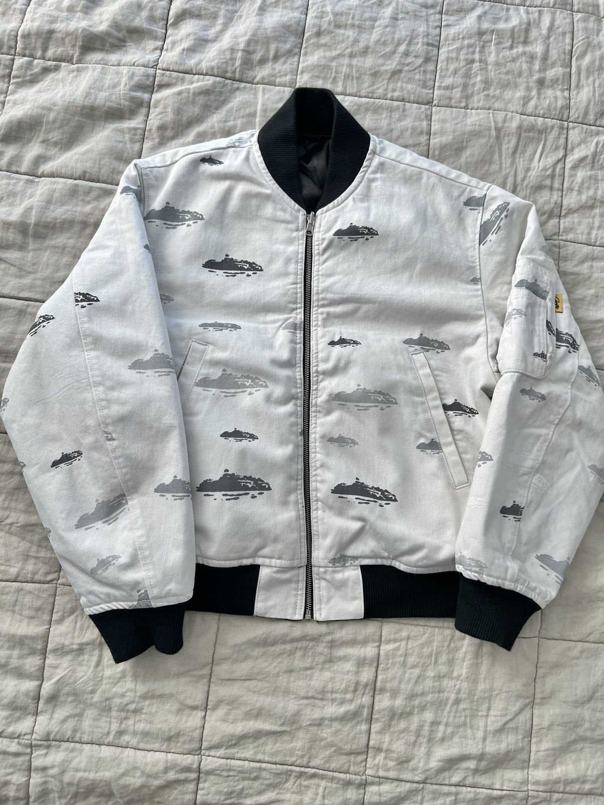 SS24 Corteiz Reversible Bomber Jacket White/Black