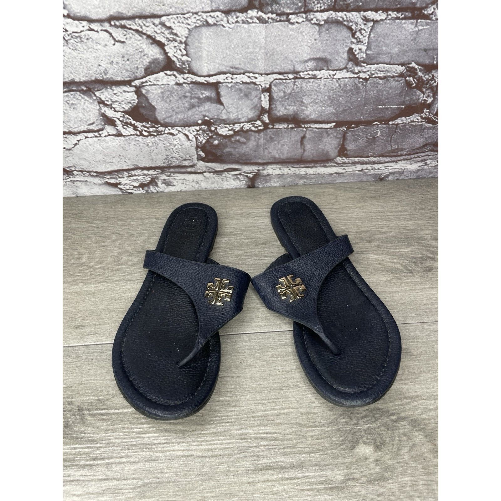 Tory Burch Tory Burch Jole Navy Blue Thong Tumbled Leather Sandals Wome Size US 6.5 / IT 36.5 - 12 Thumbnail