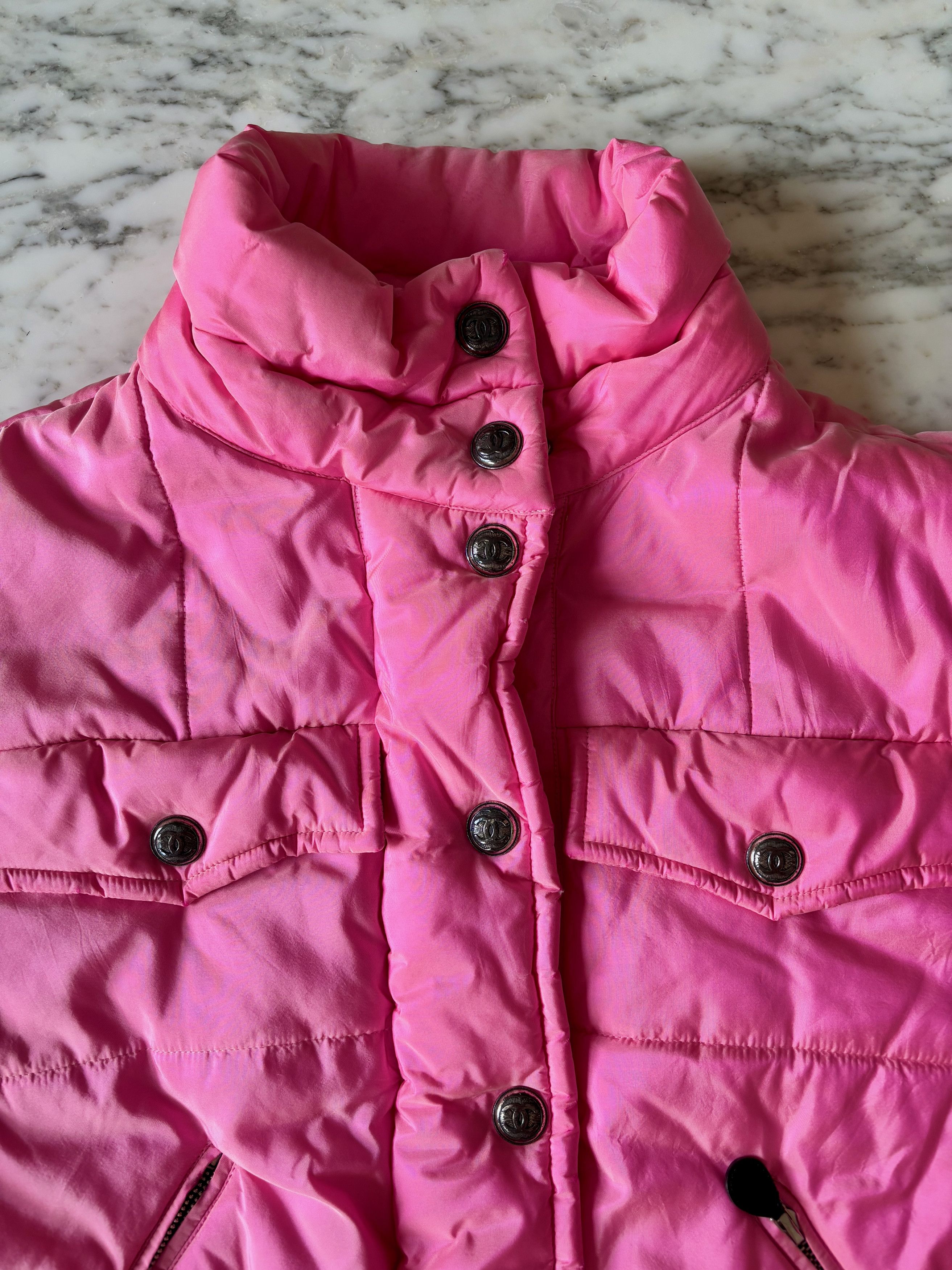 Chanel Chanel Fall 1996 silk puffer jacket Size XS / US 0-2 / IT 36-38 - 2 Thumbnail