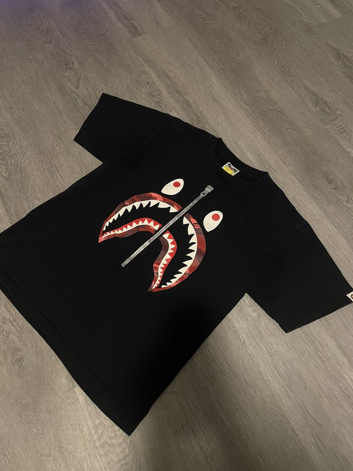 Bape Color Camo Shark Tee Size US M / EU 48-50 / 2 - 1 Thumbnail