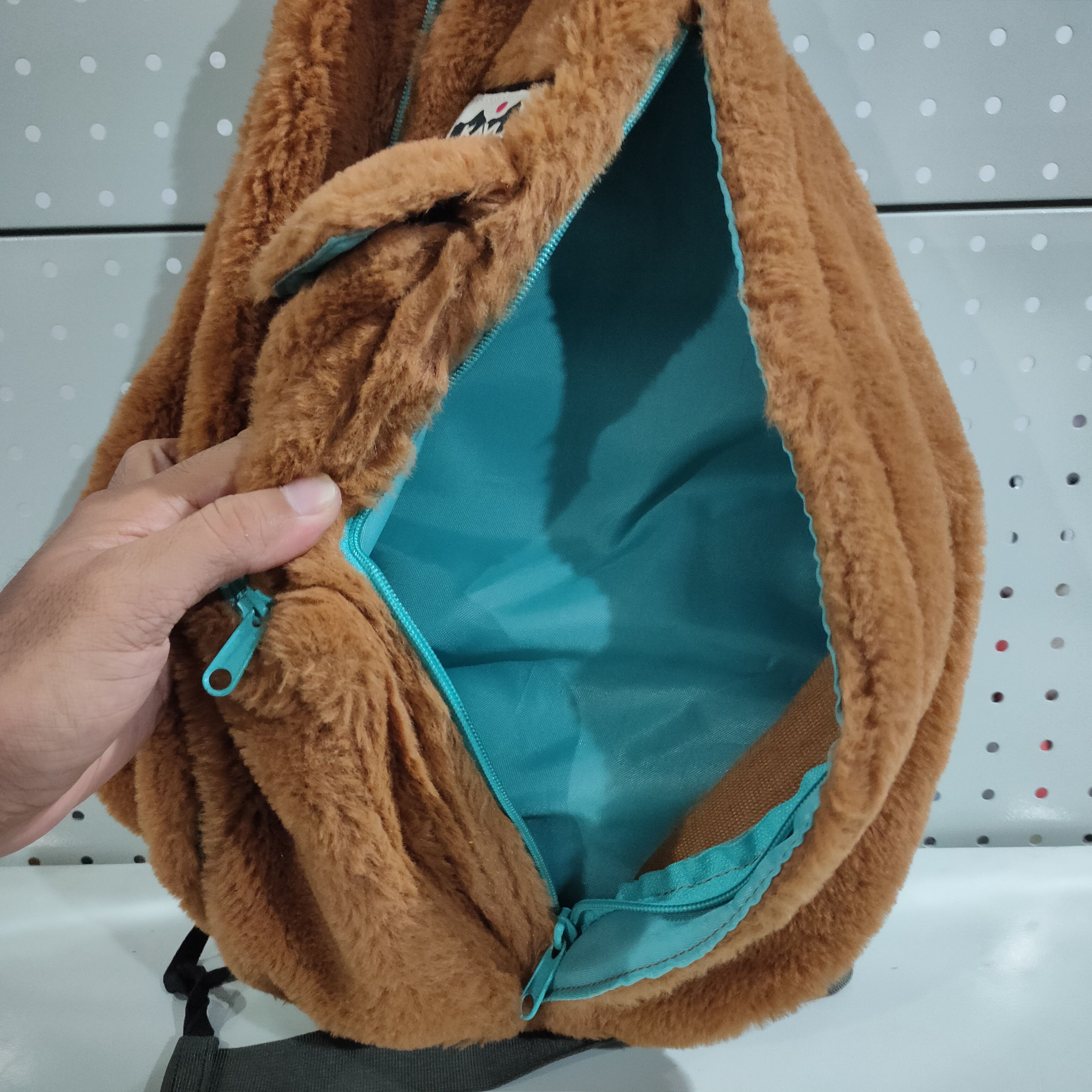 KAVU 🔥KAVU Rope Fuzz Sling Bag Crossbody Backpack Size ONE SIZE - 4 Thumbnail