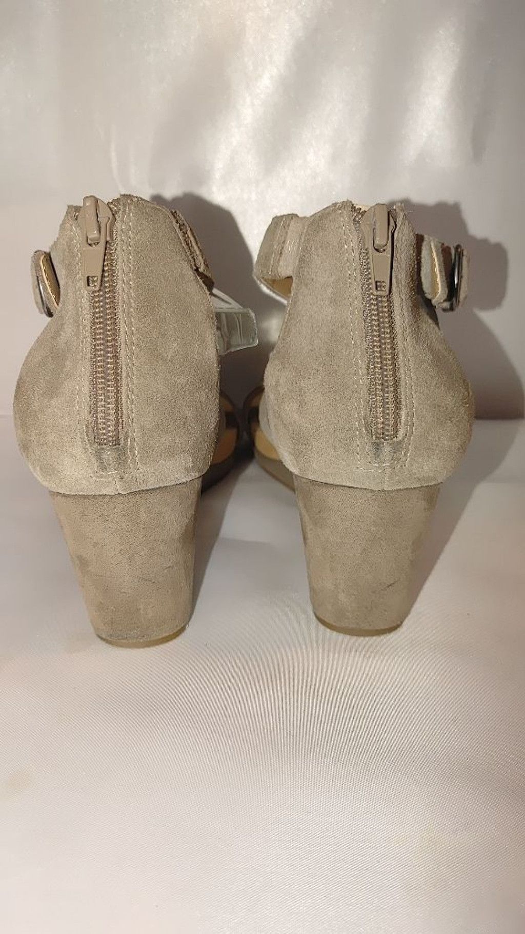 Lucky Brand Lucky Brand Kenadee Suede Wedge Sandal Size 8M Size US 8 / IT 38 - 7 Thumbnail