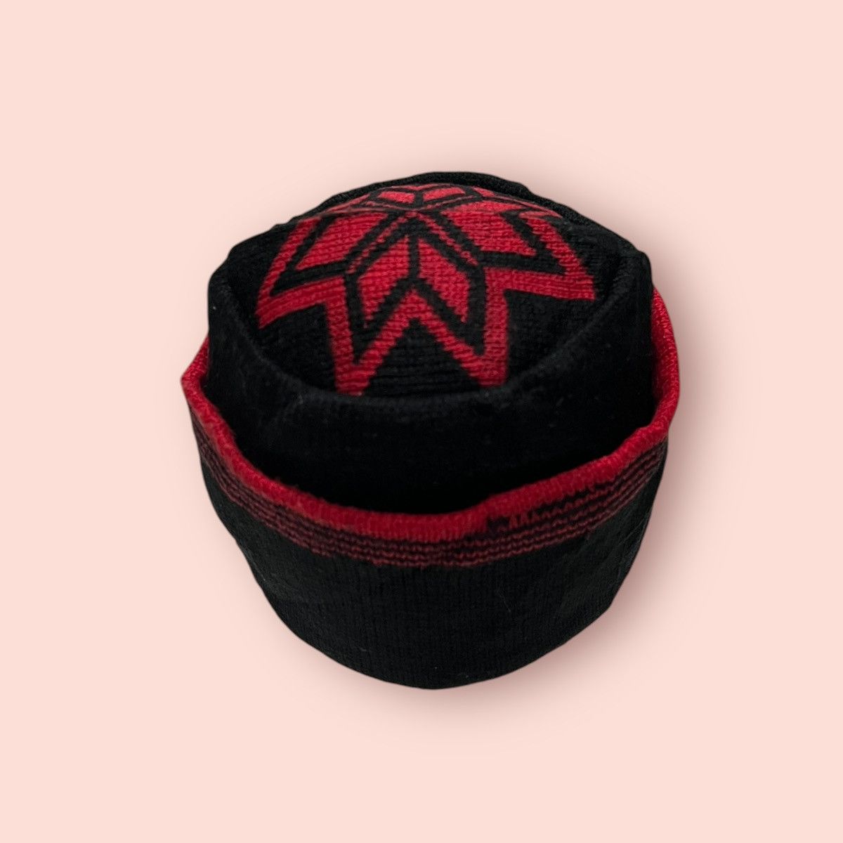 14th Addiction × Homespun Knitwear × Japanese Brand VINTAGE RED SNOWFLAKE LOGO KNITTED ALT BEANIE HAT Size ONE SIZE - 20 Thumbnail