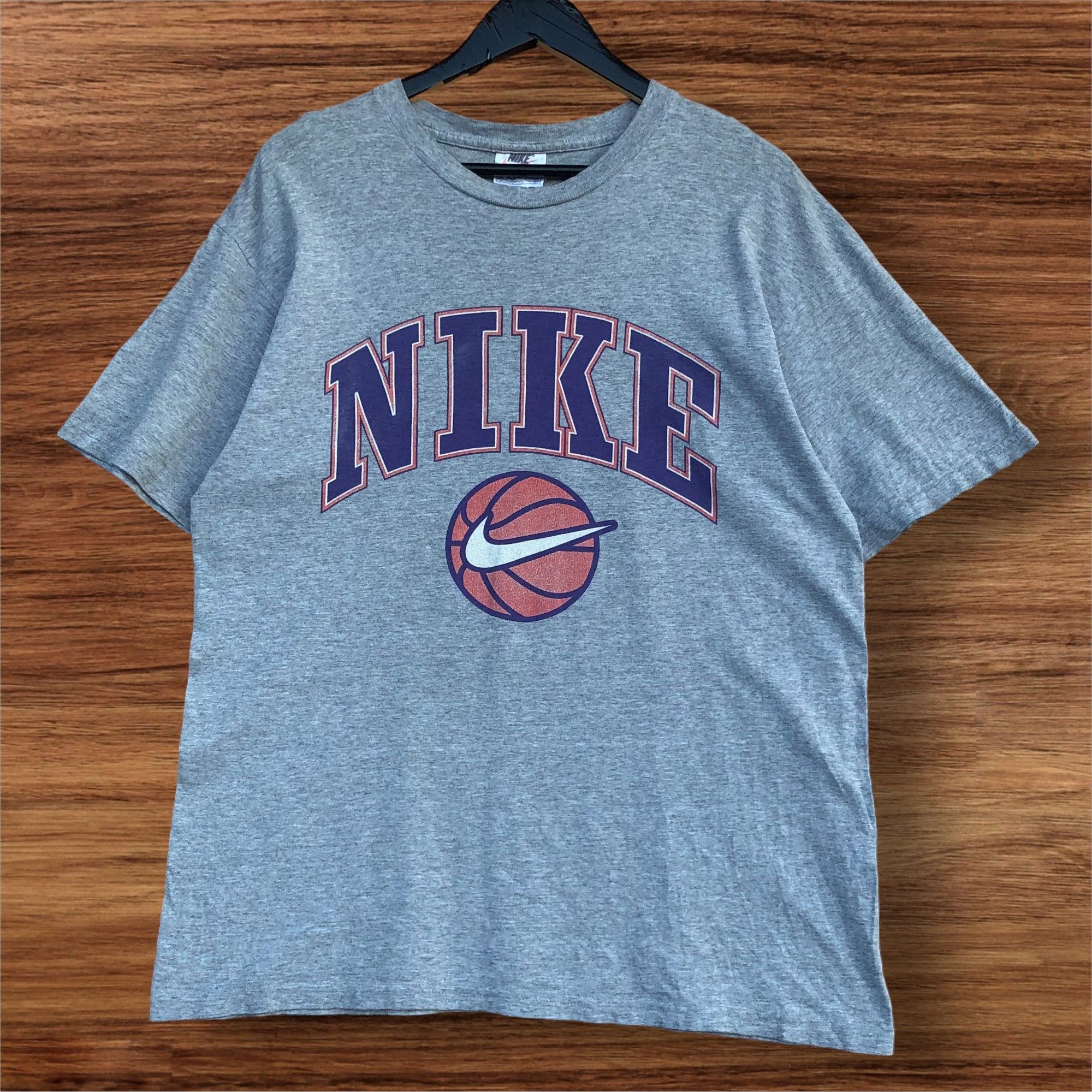 NBA × Nike Vintage 90s Nike Center Logo Basketball tees Size US M / EU 48-50 / 2 - 1 Thumbnail