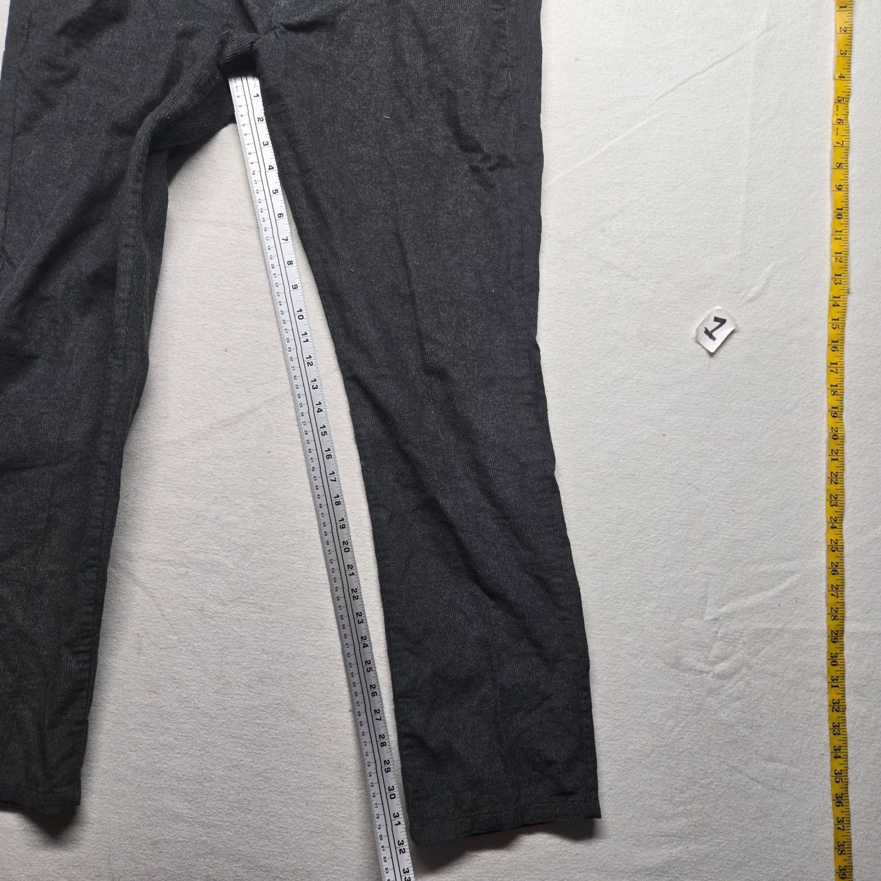 Izod Izod PerformX Pants Adult Men's 38x32 Dark Gray Classic Fit Golf Chino Polyester Size US 38 / EU 54 - 6 Thumbnail