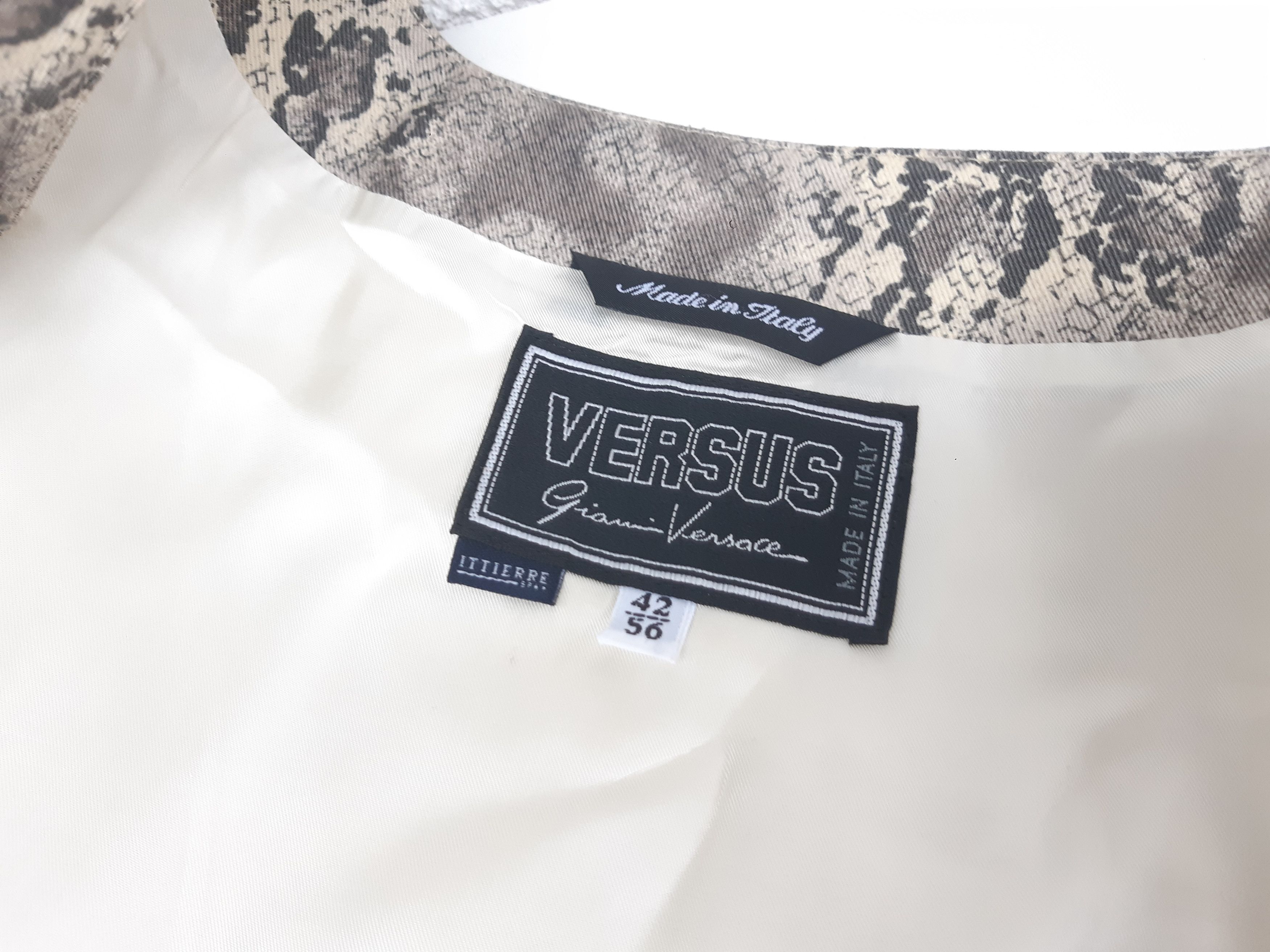 Versus Versace Vintage 90s GIANNI VERSACE VERSUS men's vest Size 42R - 7 Thumbnail