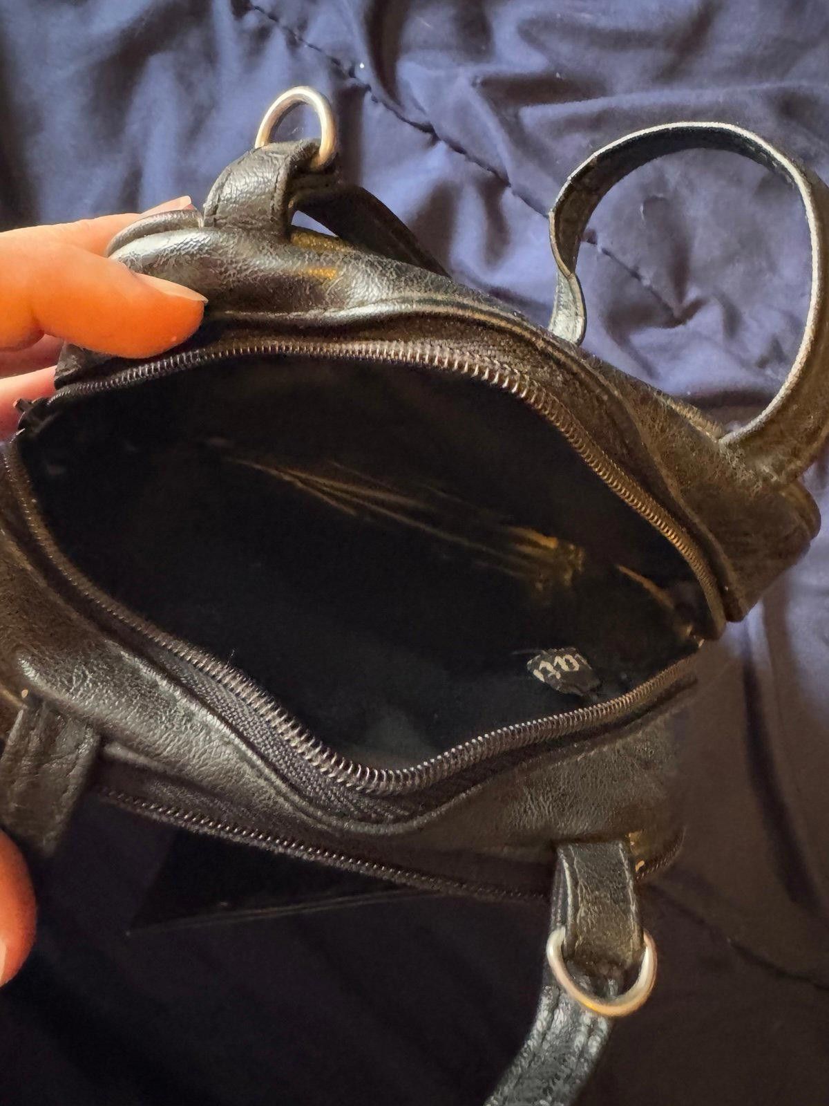 Designer Black Leather Purse Bag Modabella Size ONE SIZE - 4 Thumbnail